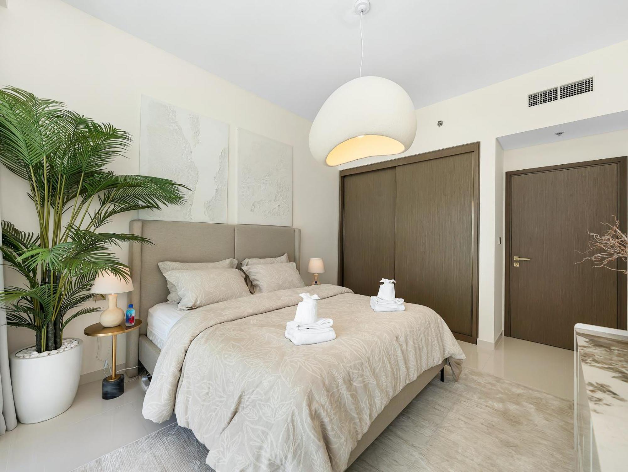 Apartment Utra Lux Large 1 Bedroom With Sunset Views And Private Beach *