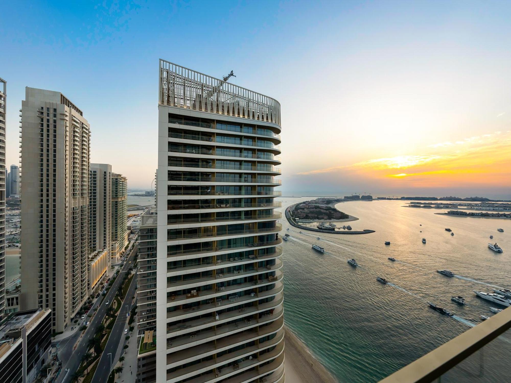 Apartment Utra Lux Large 1 Bedroom With Sunset Views And Private Beach Dubai
