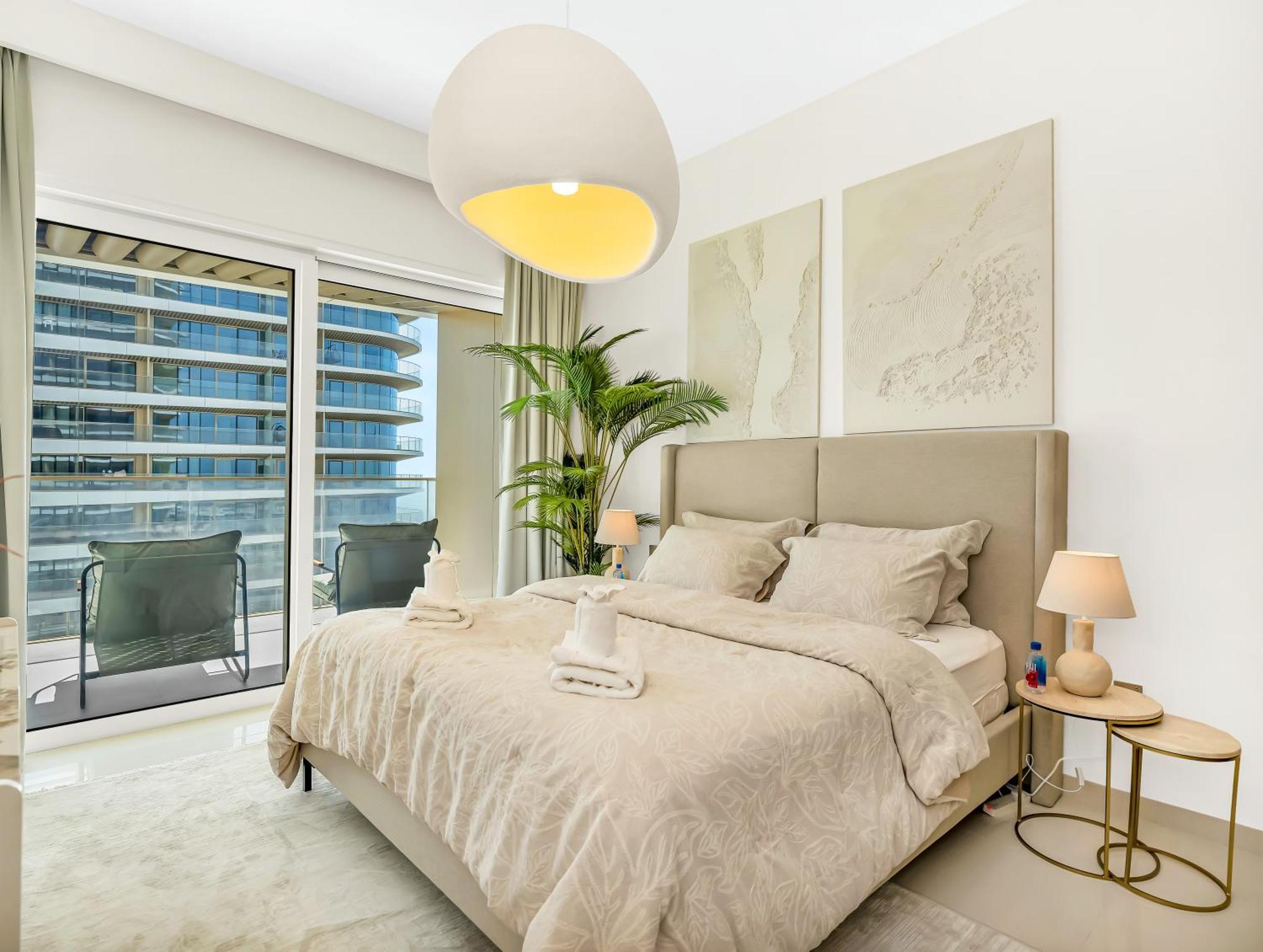Utra Lux Large 1 Bedroom With Sunset Views And Private Beach *