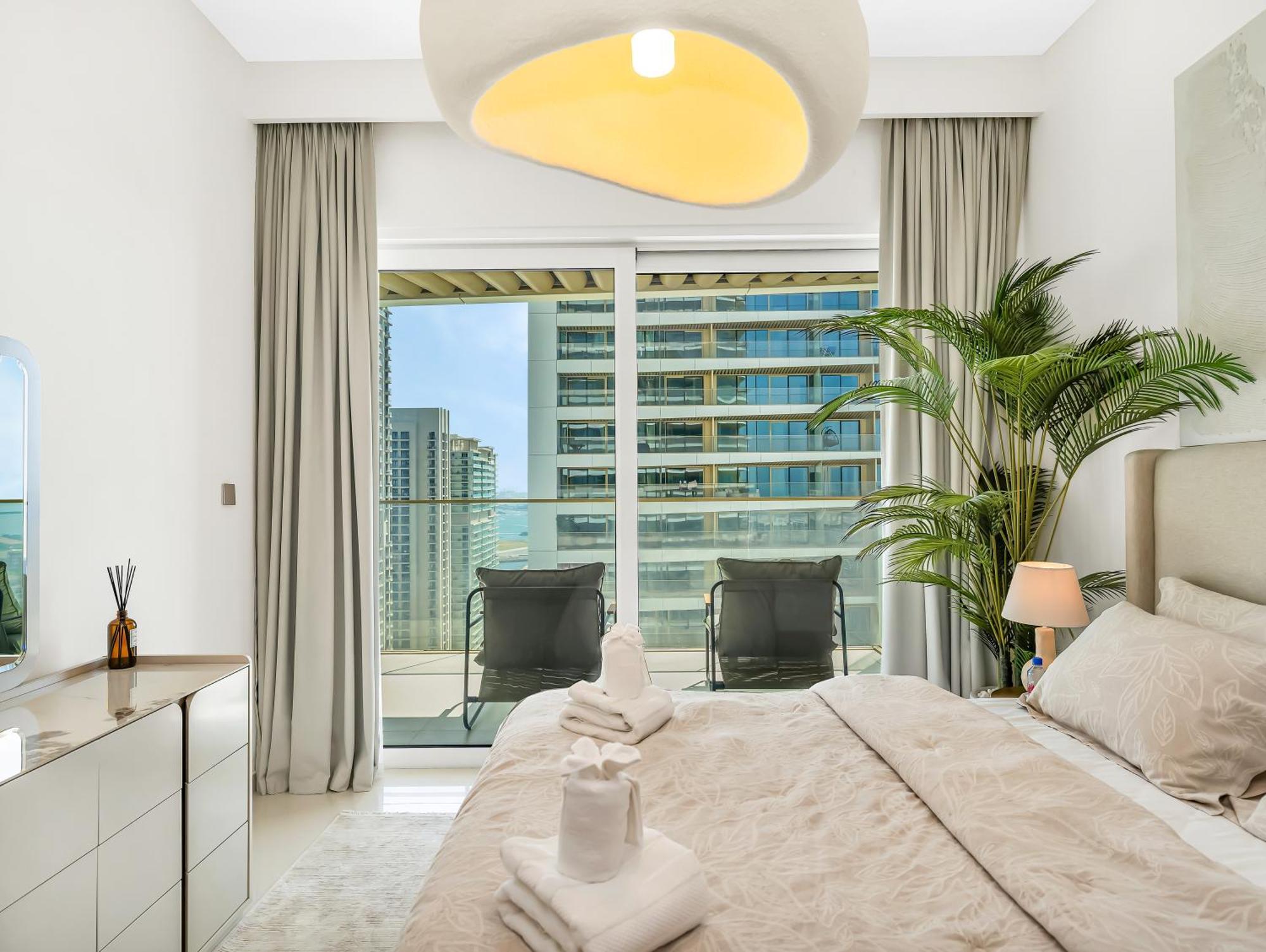 Utra Lux Large 1 Bedroom With Sunset Views And Private Beach