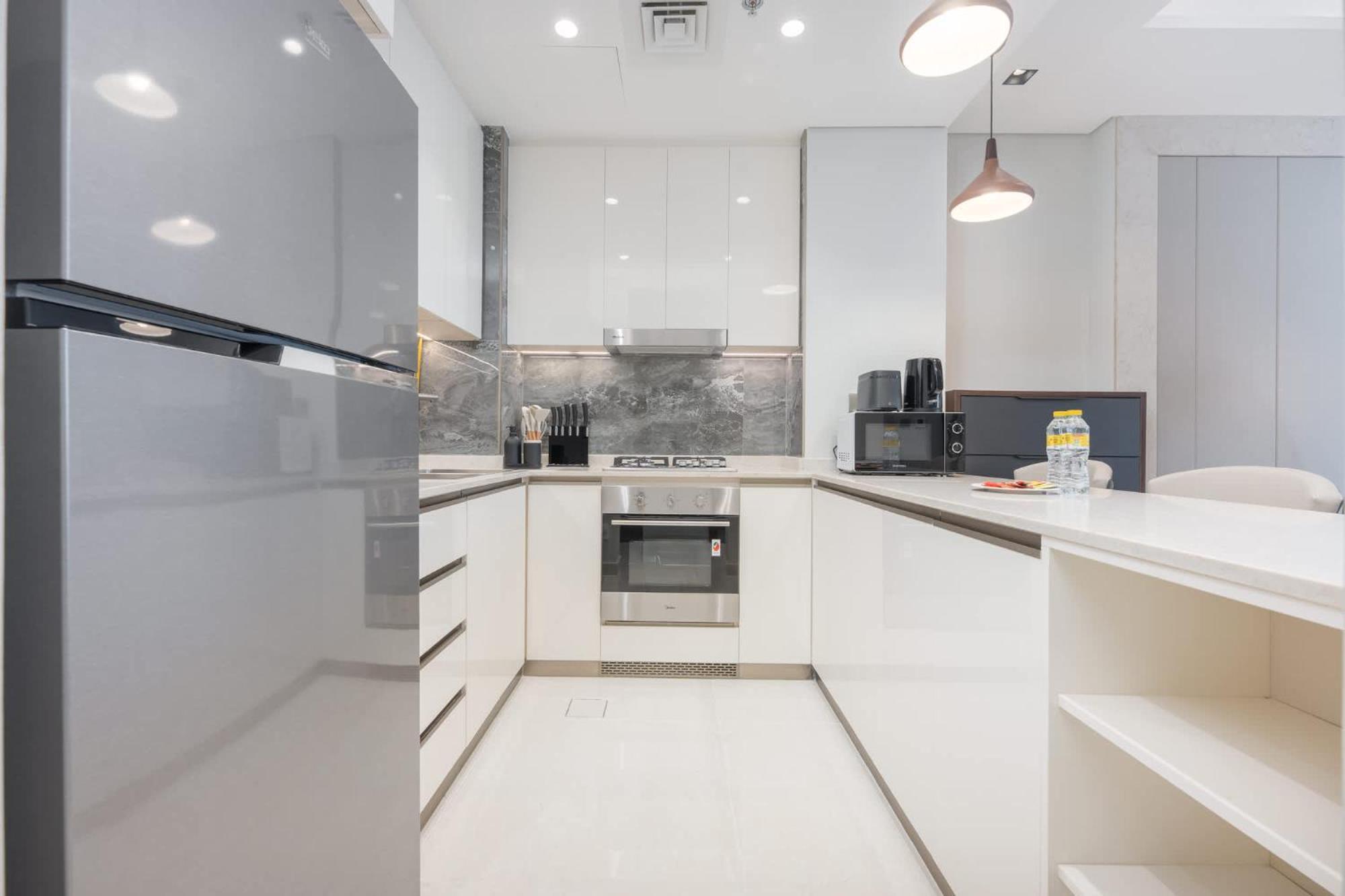 Apartment 1 Bedroom In Nobles Tower With Burj Khalifa Views *