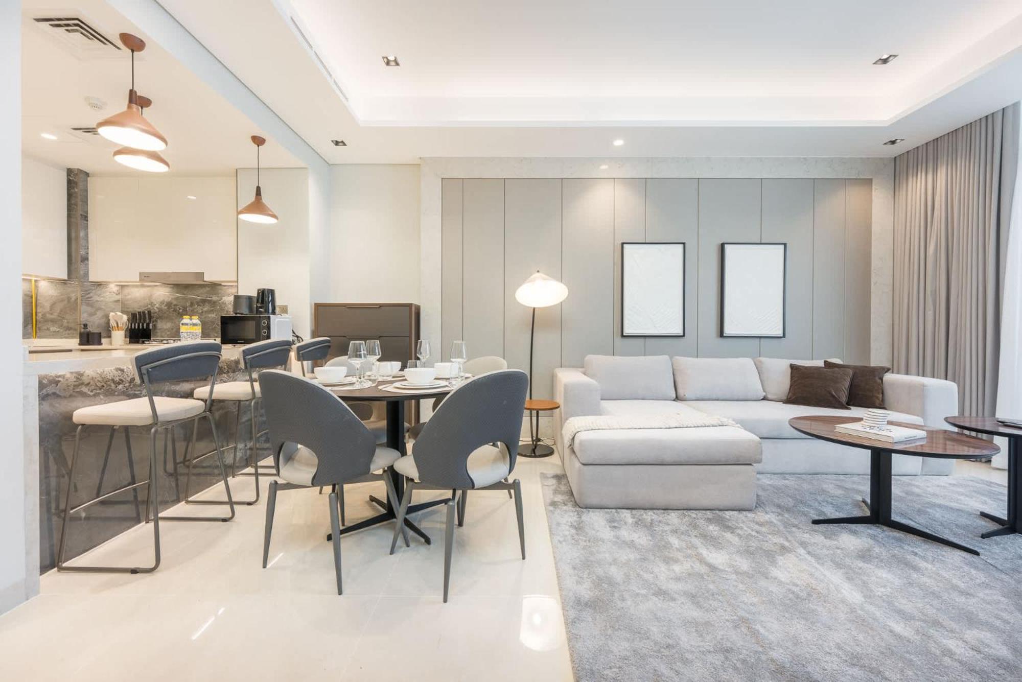 1 Bedroom In Nobles Tower With Burj Khalifa Views Apartment