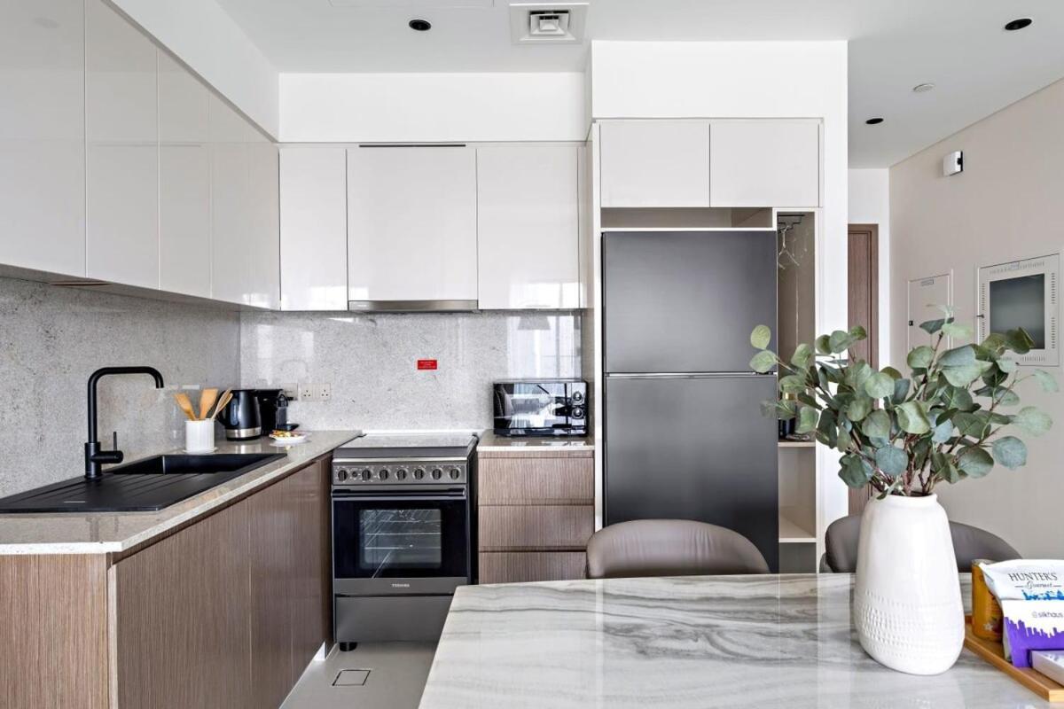Silkhaus High Floor 2 Bdr Burj Khalifa View