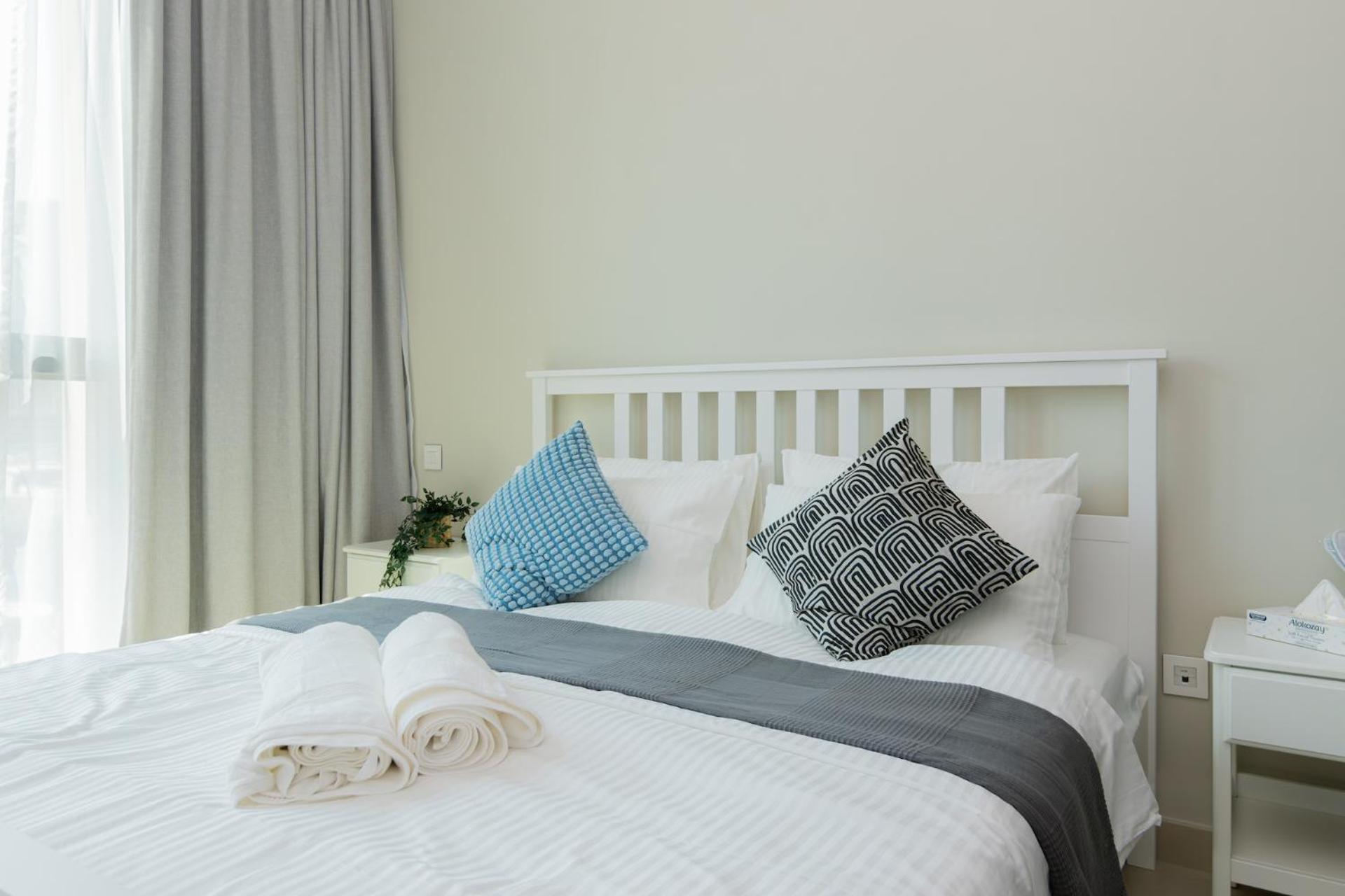 Apartment Elite Escape - 2 Bhk Getaway With Mall Access - 1503 Dubai