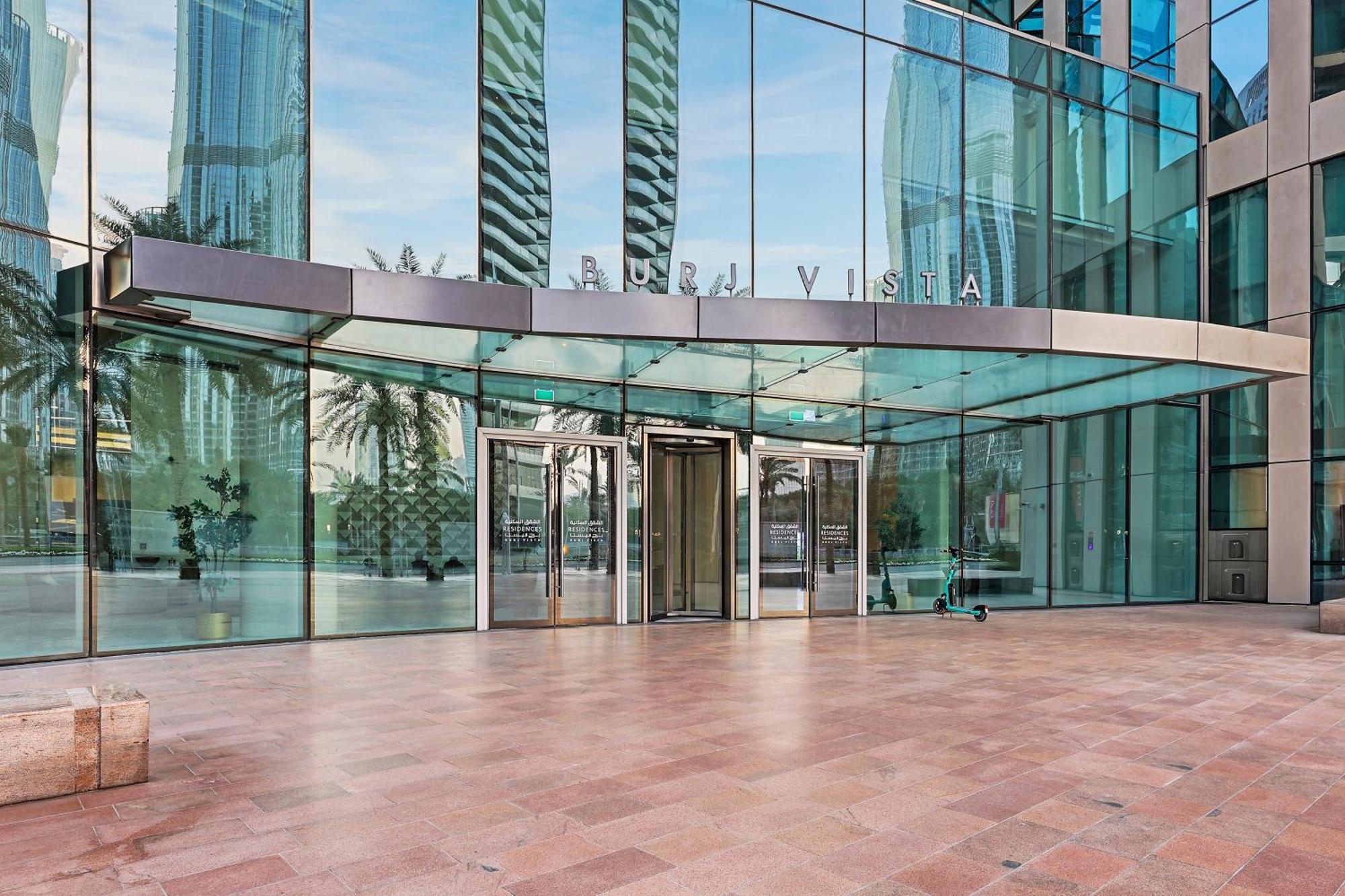 First Class 1b Stylish Downtown Retreat Apartment