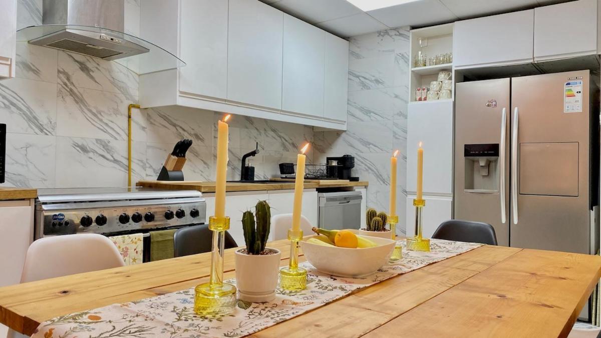 Luxury 3-bedroom In Prime Location * Dubai