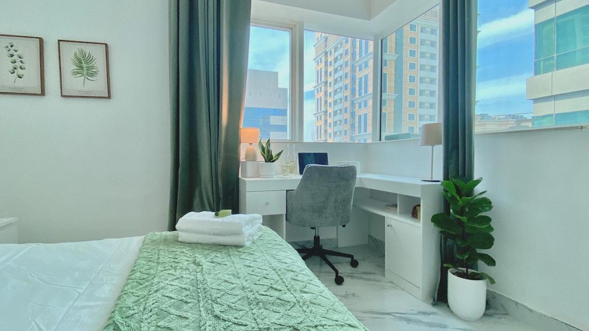 Apartment Luxury 3-bedroom In Prime Location Dubai