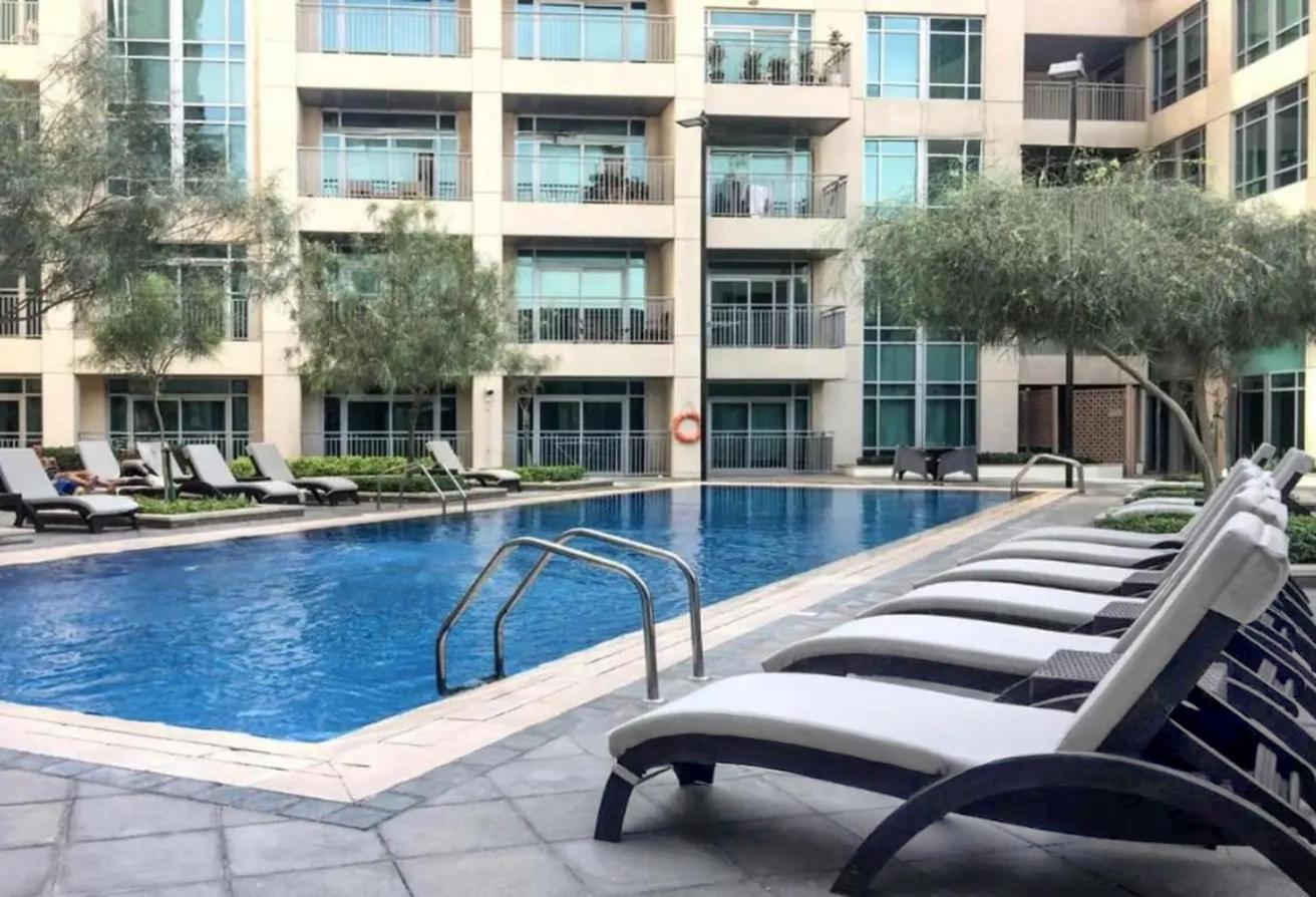 Apartment Burj Views 3 Min From Mall Luxury Downtown *