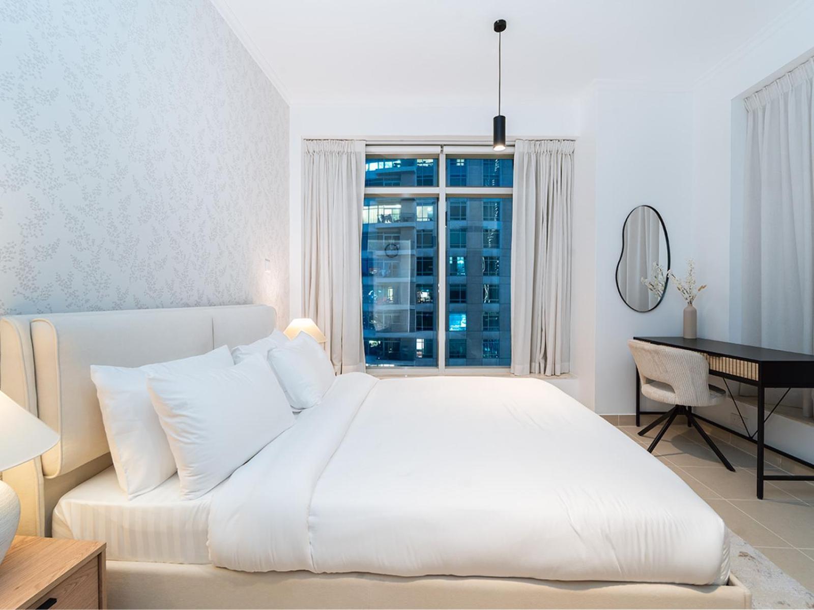 Burj Views 3 Min From Mall Luxury Downtown *