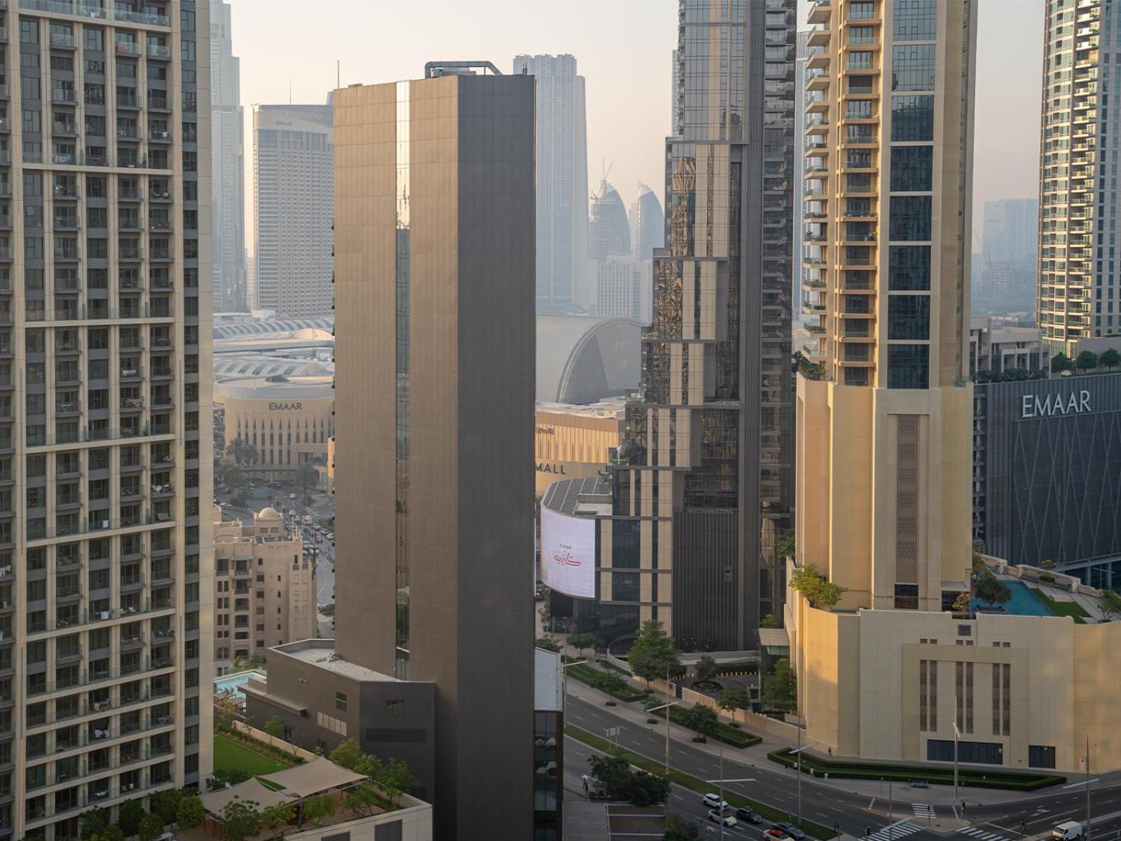 Burj Views 3 Min From Mall Luxury Downtown Apartment Dubai