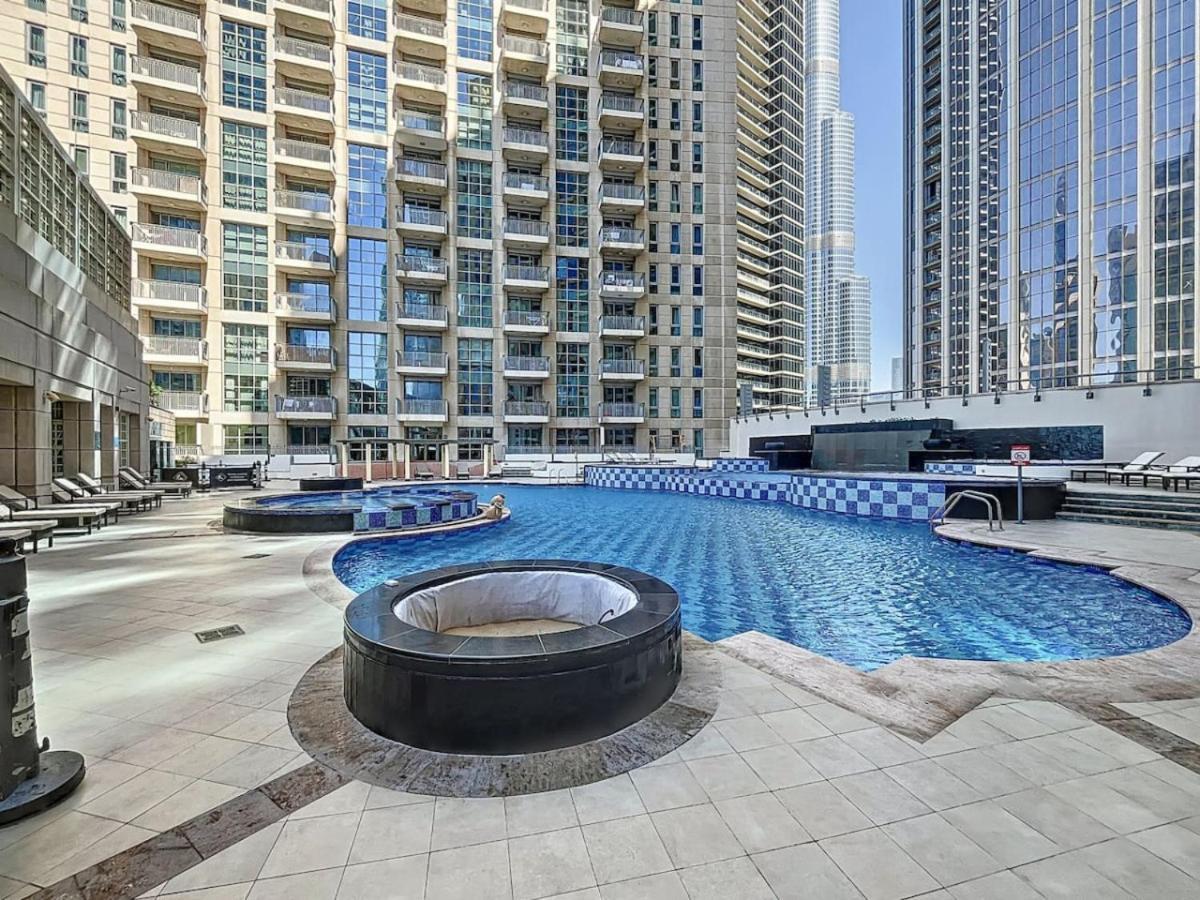 Standpoint - Elegant Upgraded In Downtown *