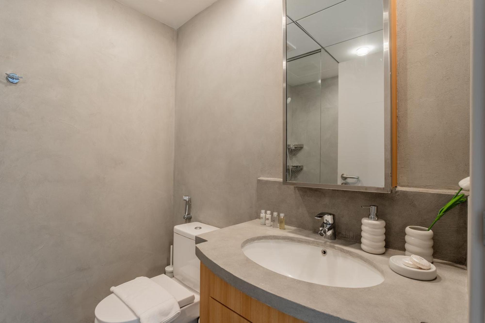 Apartment Standpoint - Elegant Upgraded In Downtown Dubai