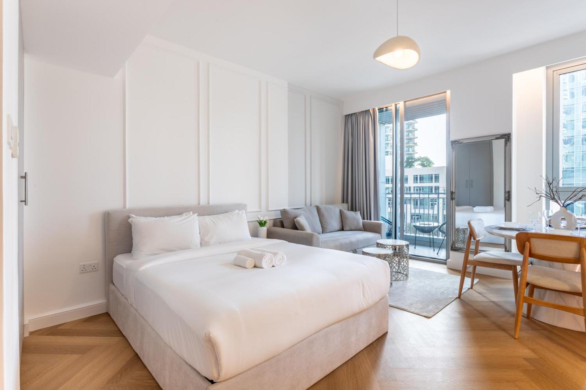 Apartment Standpoint - Elegant Upgraded In Downtown *