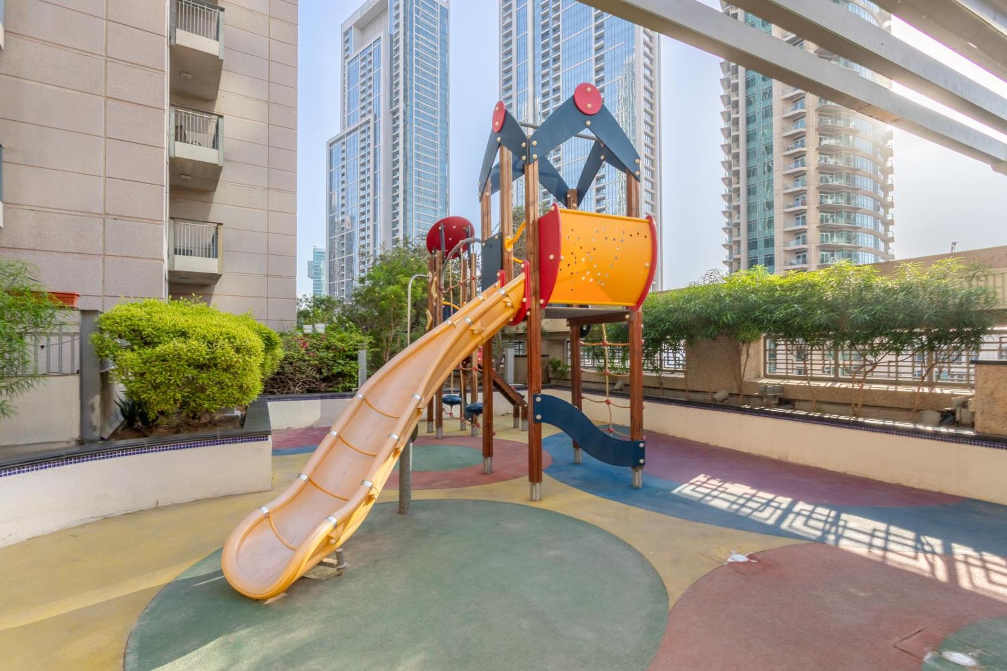 Standpoint - Elegant Upgraded In Downtown Apartment Dubai