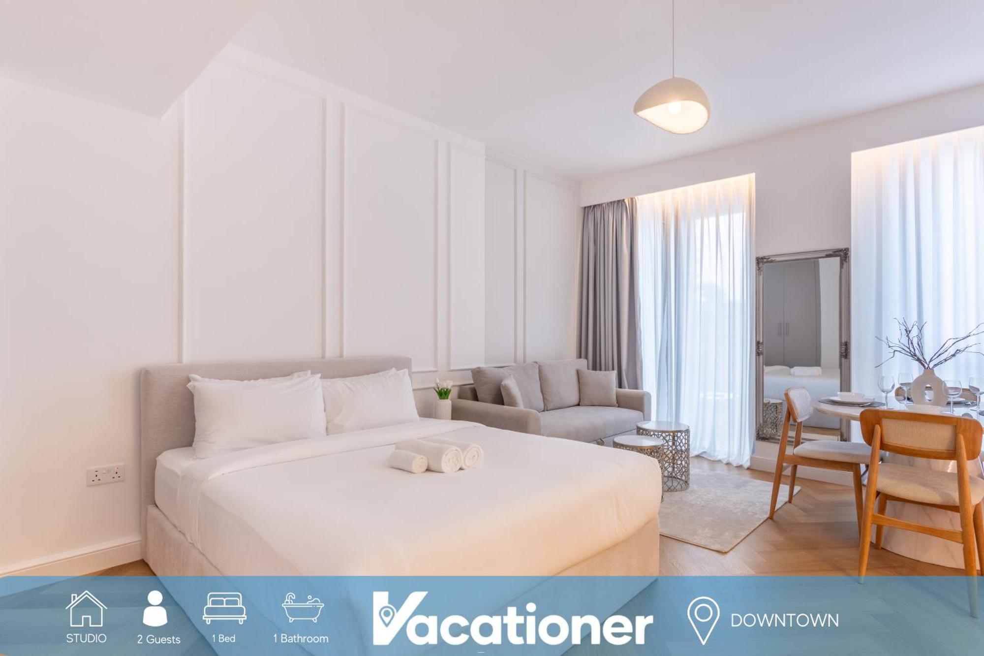 Standpoint - Elegant Upgraded In Downtown