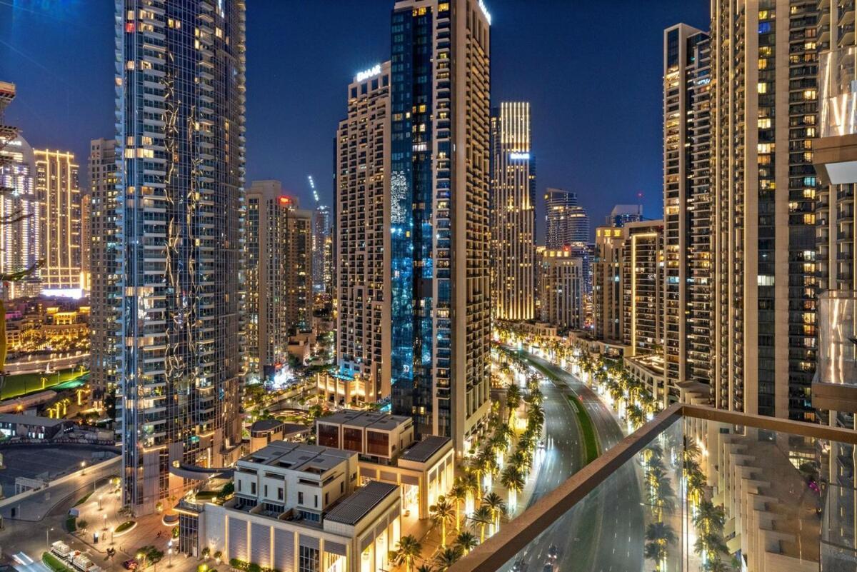 First Class 3br Luxurious Downtown Getaway *