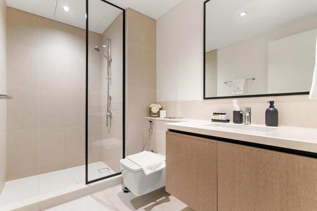 First Class 3br Luxurious Downtown Getaway Apartment