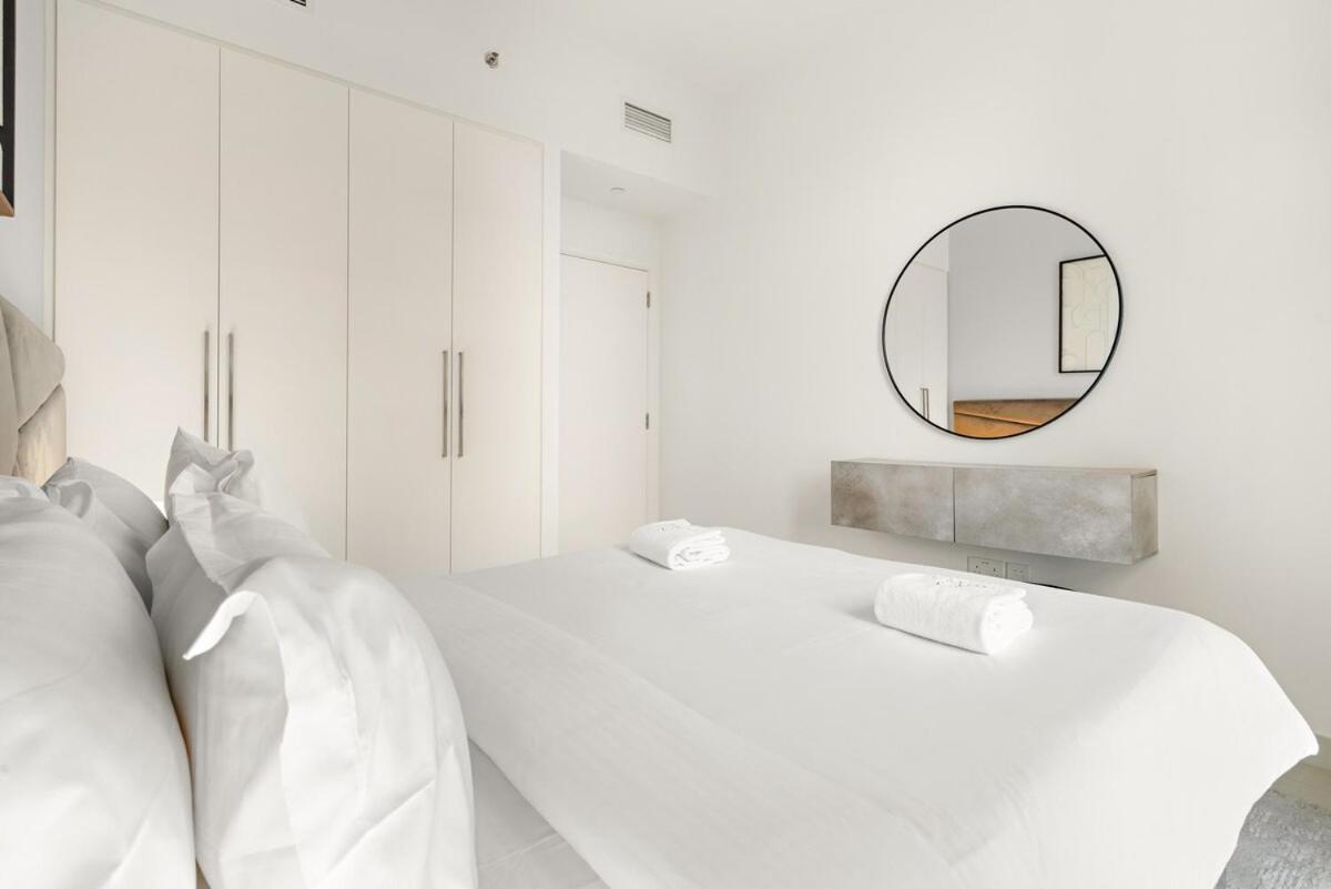 First Class 3br Luxurious Downtown Getaway * Dubai