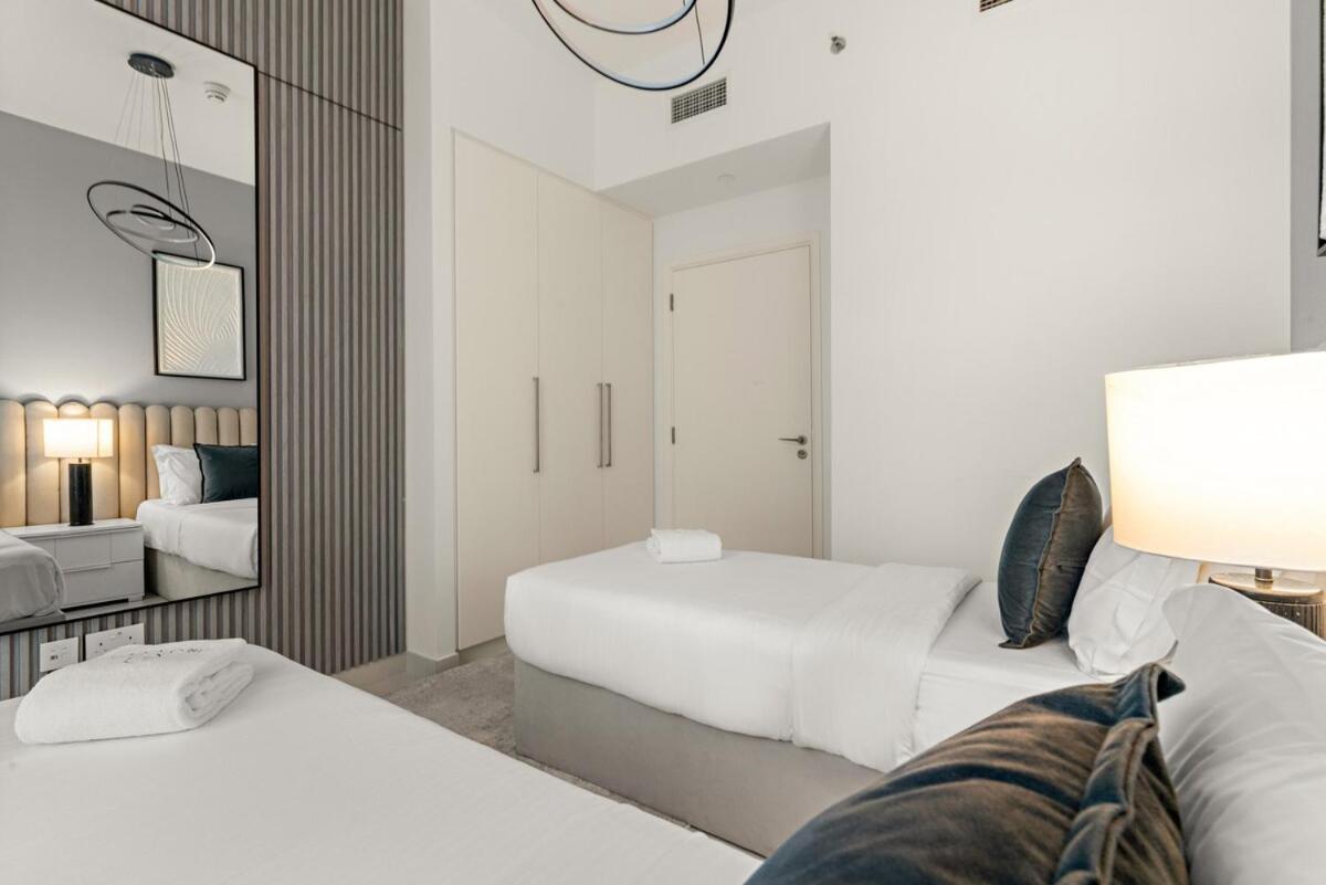 First Class 3br Luxurious Downtown Getaway Apartment