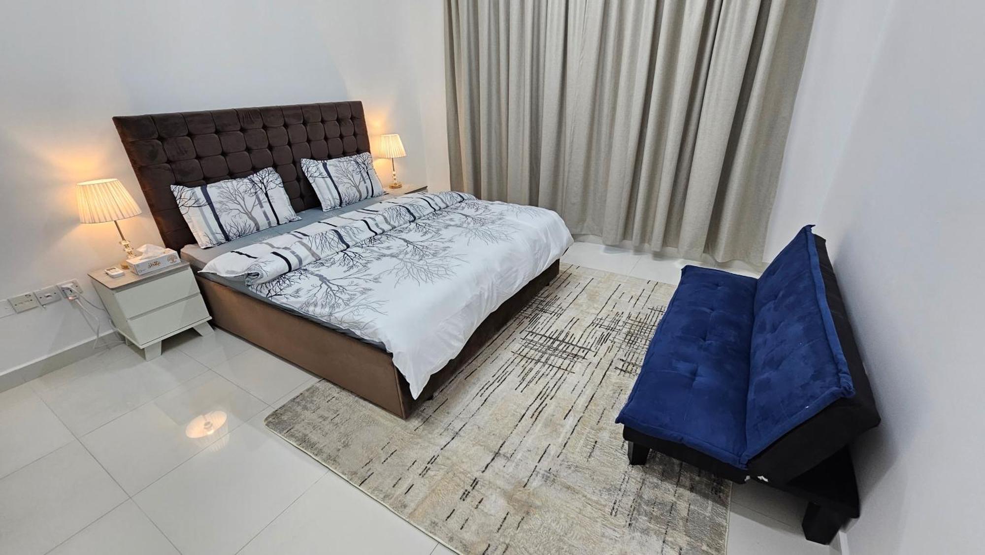 Fabulous Near Airport * Dubai