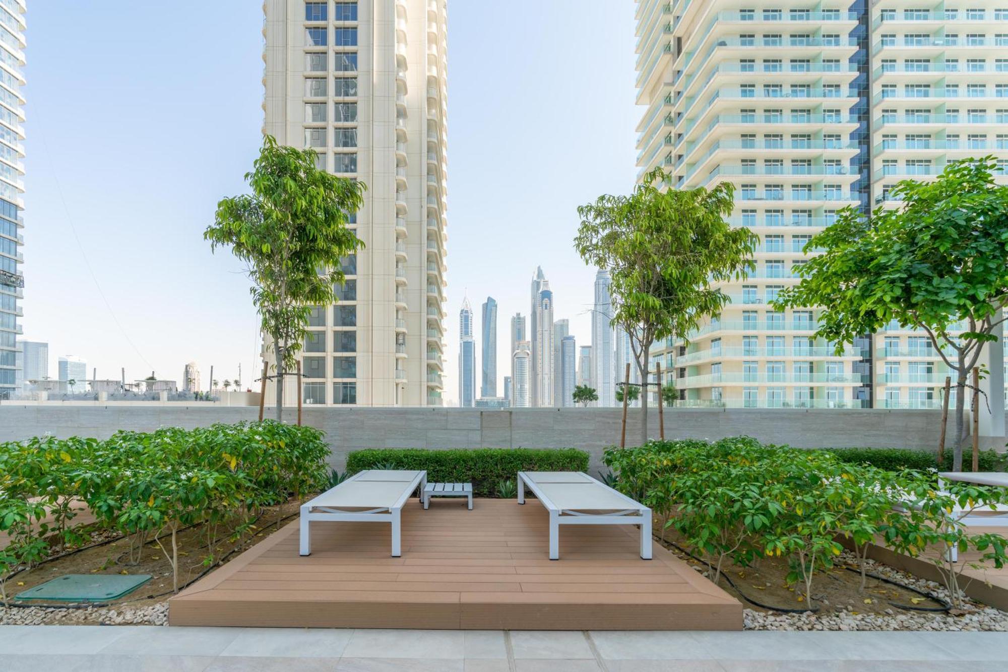 Beach Vista 1 - Beachfront Stunning - Full Sea Views
