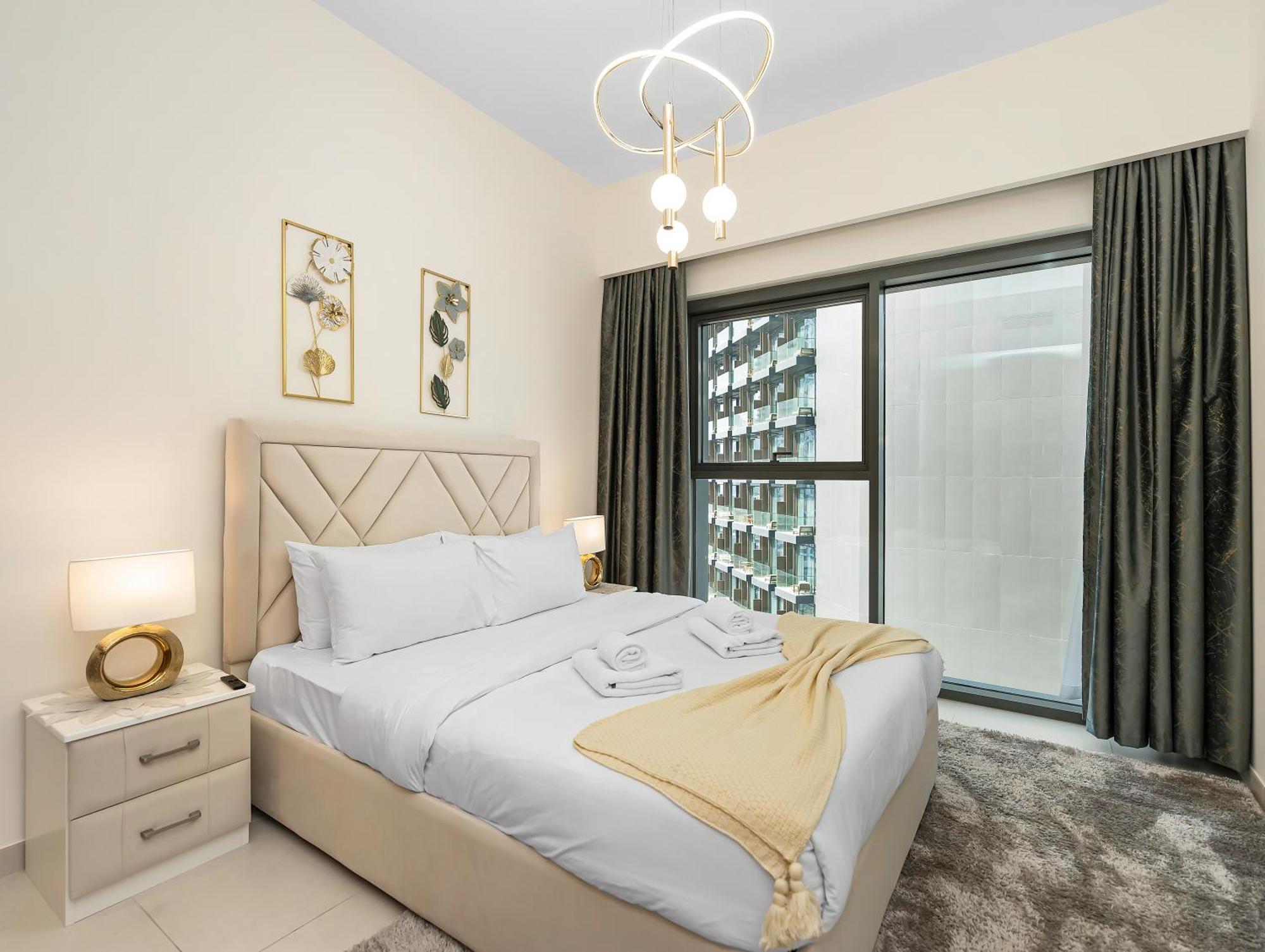 Luxurious In Burj Royale With Led Burj Khalifa Views Opposite Mall