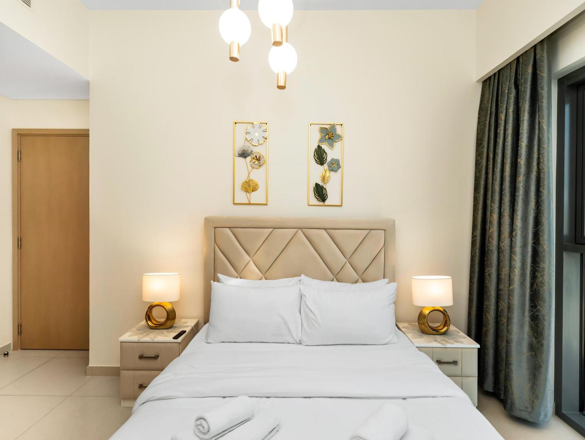 Luxurious In Burj Royale With Led Burj Khalifa Views Opposite Mall *