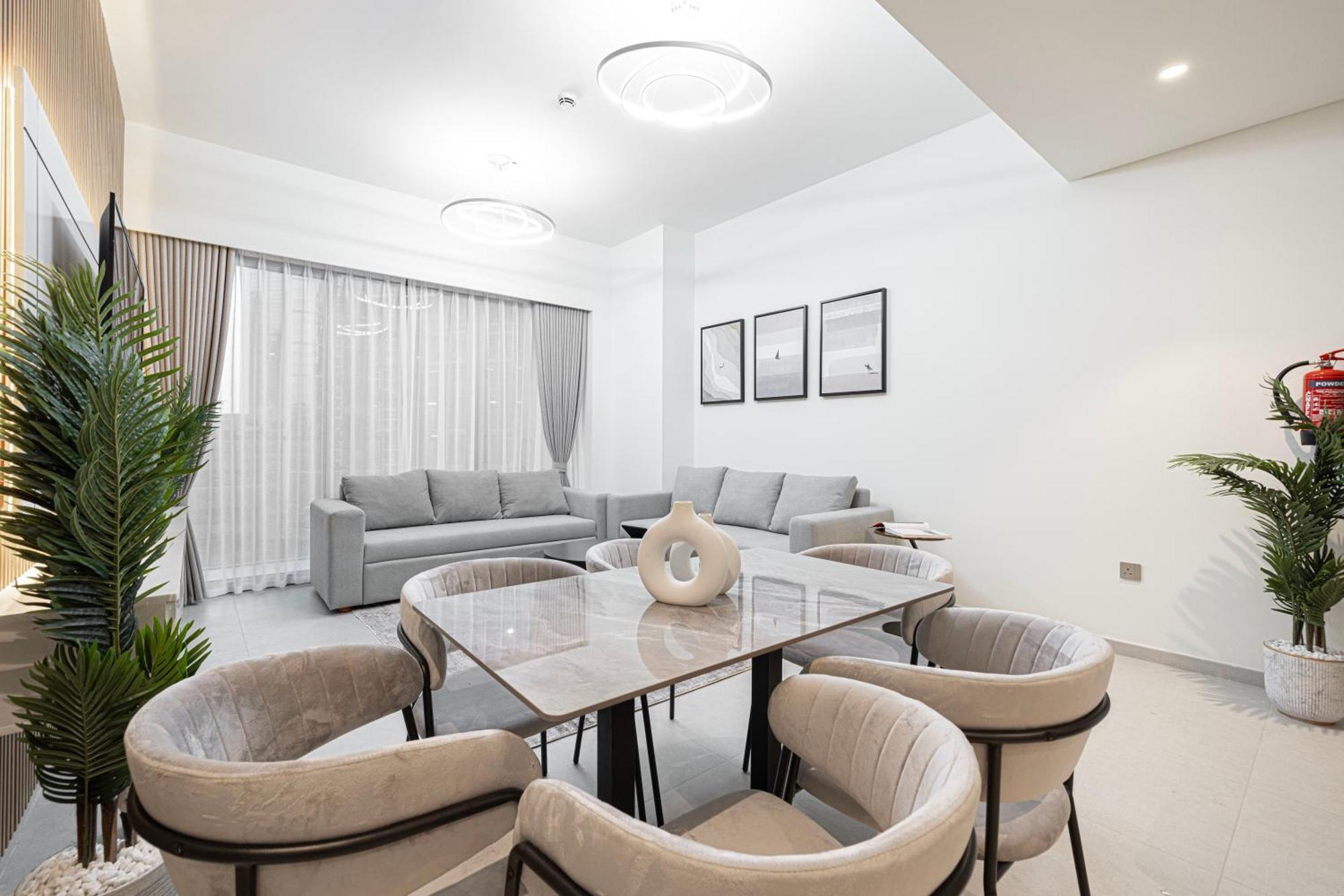 Grande Signature By Emaar! Amazing Pool, Gym And Location! Apartment