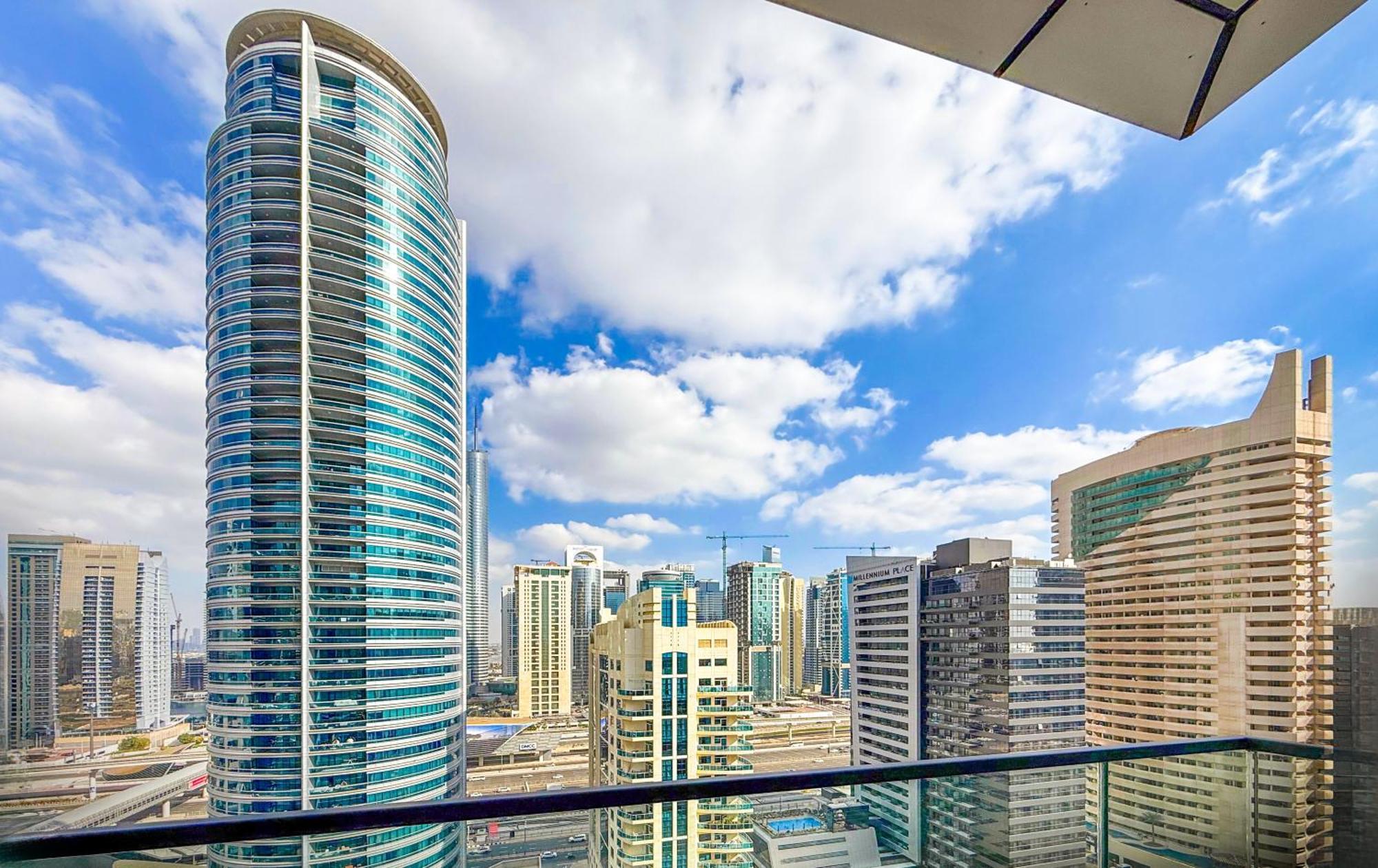 Eden's Homes & - Vida Marina Residences *