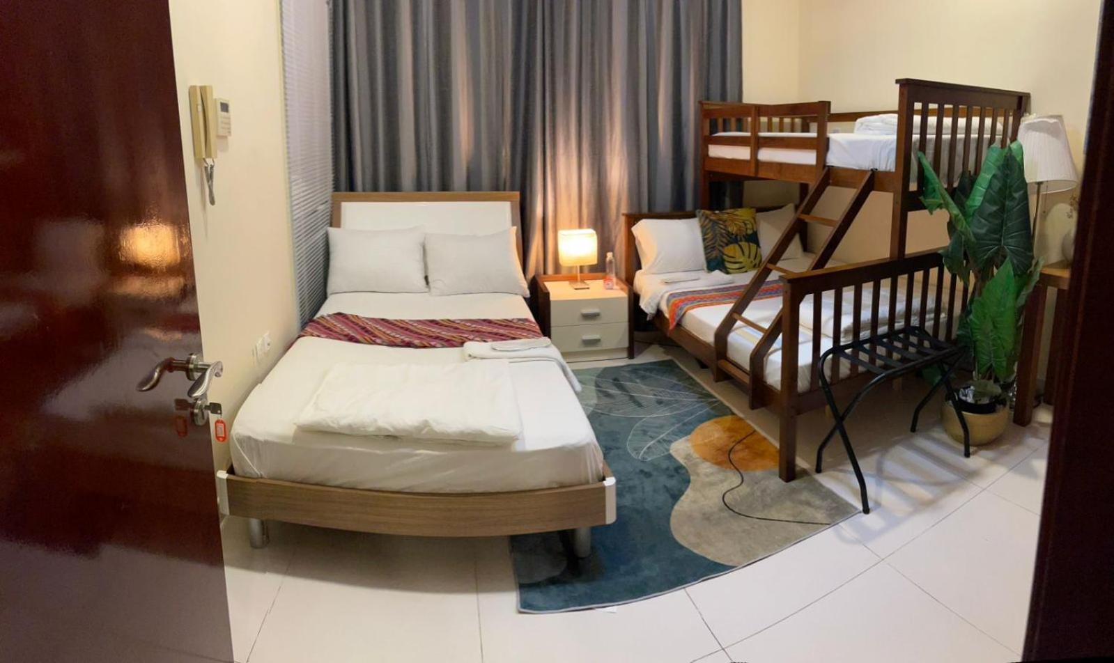 Homestay Luxurious Miracle Dubai