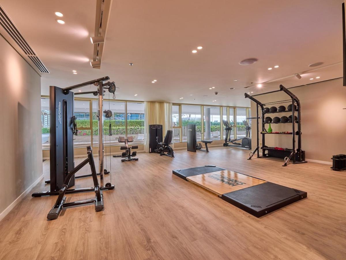 Luxury Spacious 2 Bedroom Private And Views Apartment