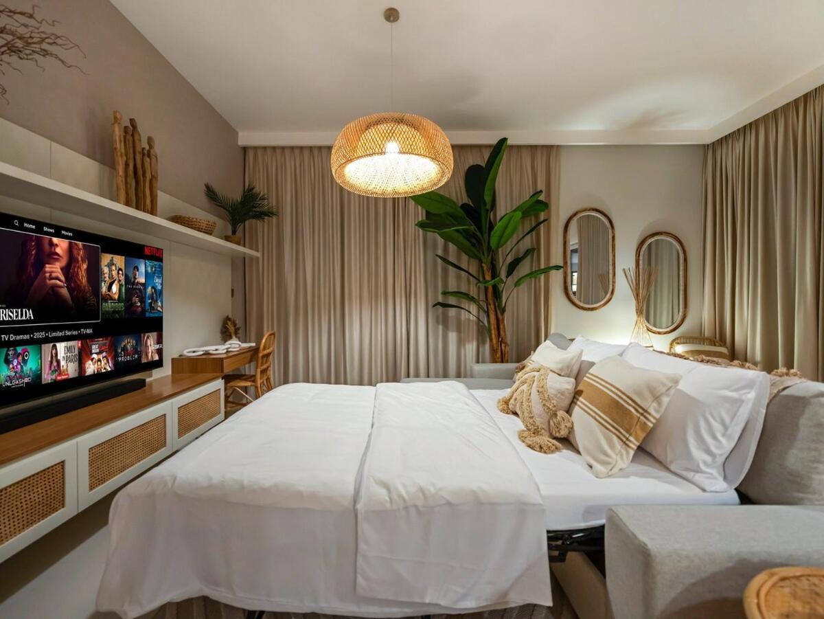 Luxury Spacious 2 Bedroom Private And Views Apartment
