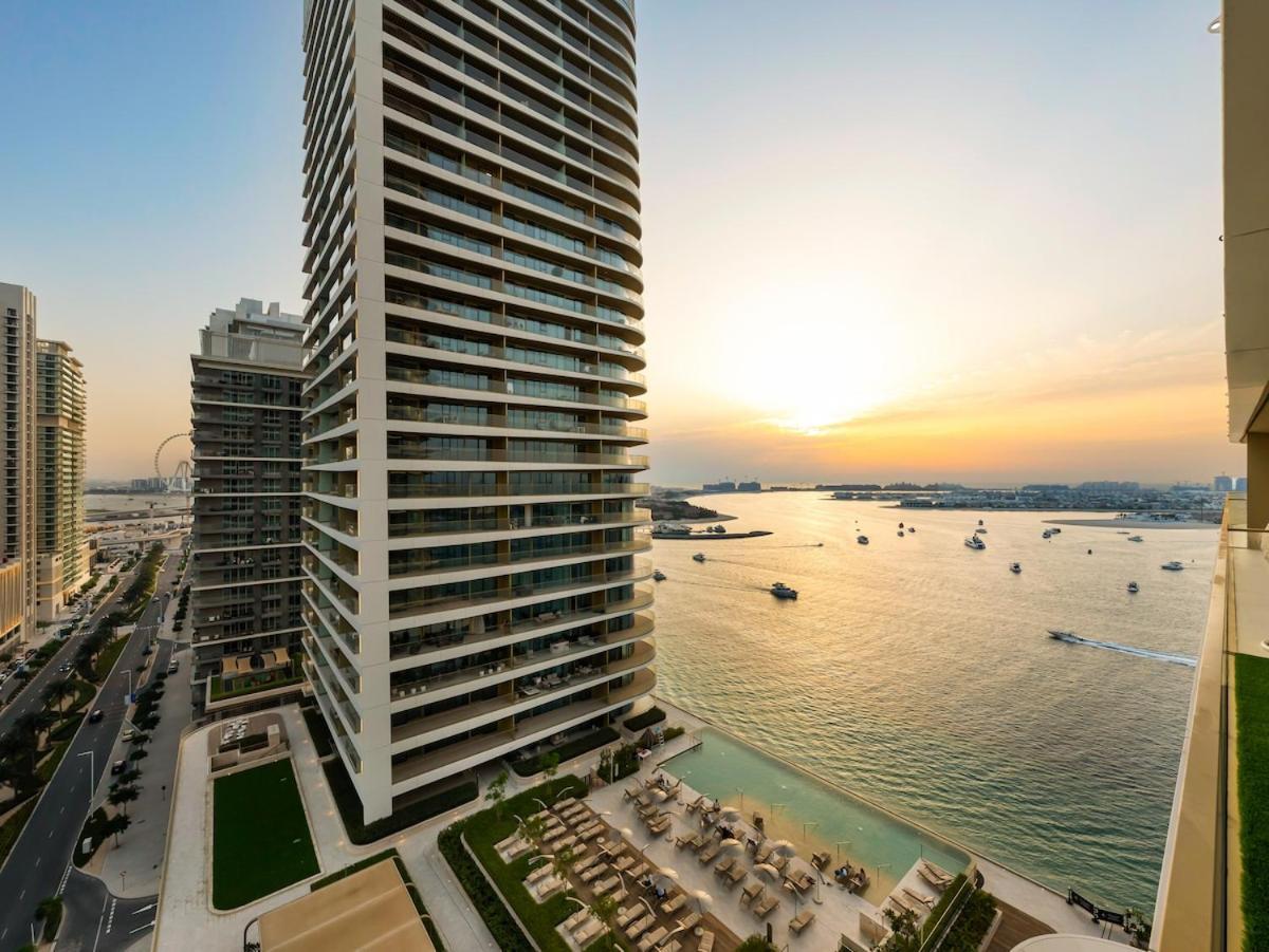 Luxury Spacious 2 Bedroom Private And Views Dubai