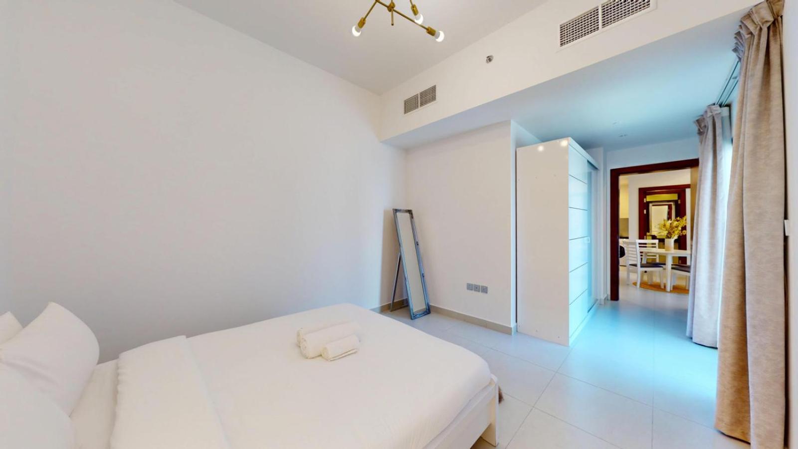 Apartment Binghatti Gate - Serene Two Bedroom In Jvc