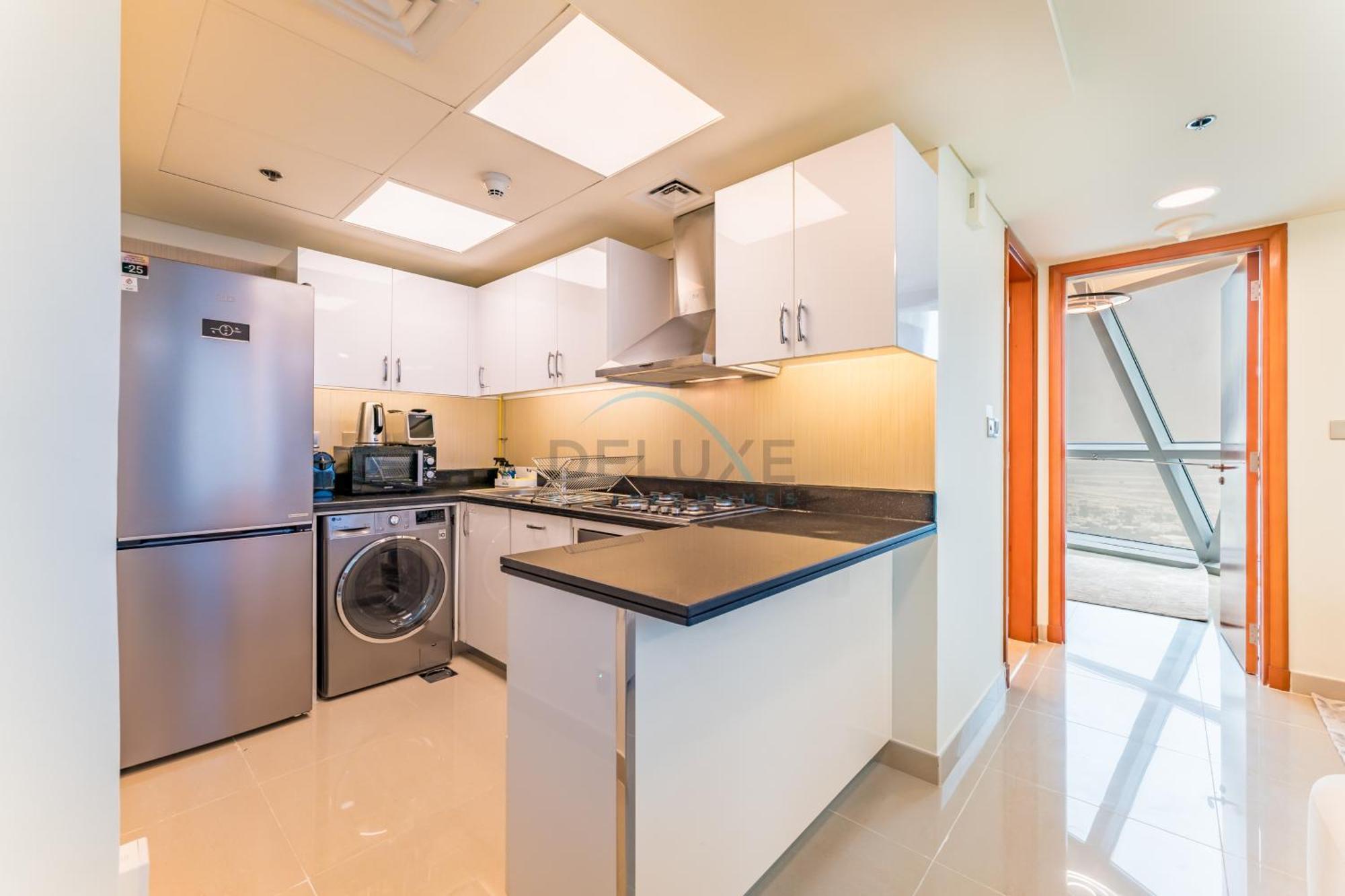 Apartment 1br With Floor Dubai
