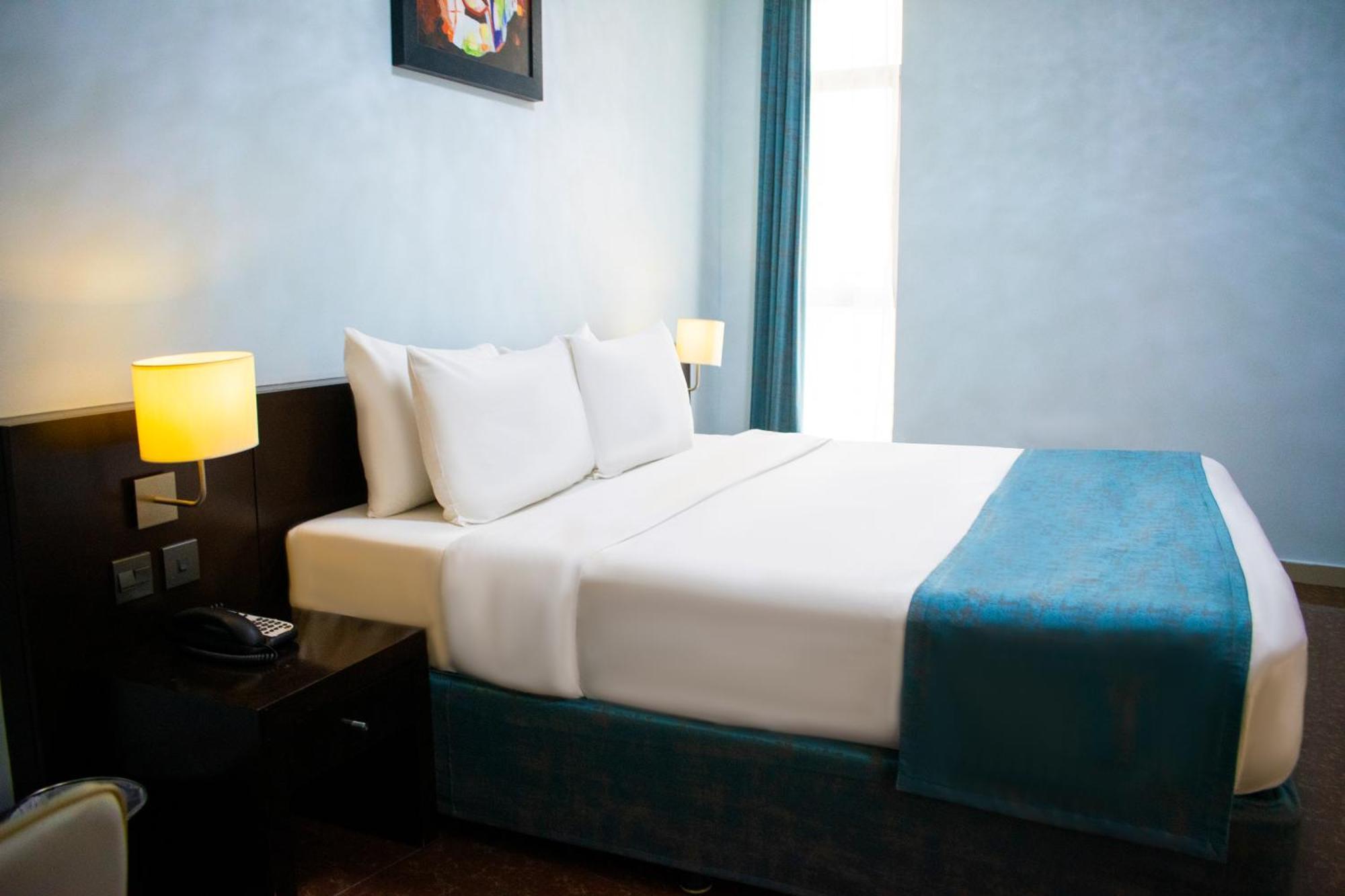 Signature And Aparthotel Dubai