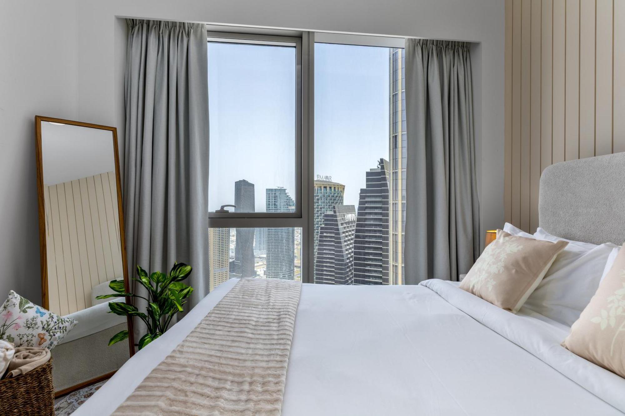 Apartment Maison Privee - Sky-high Elegance With Unrivaled Burj Khalifa Views *