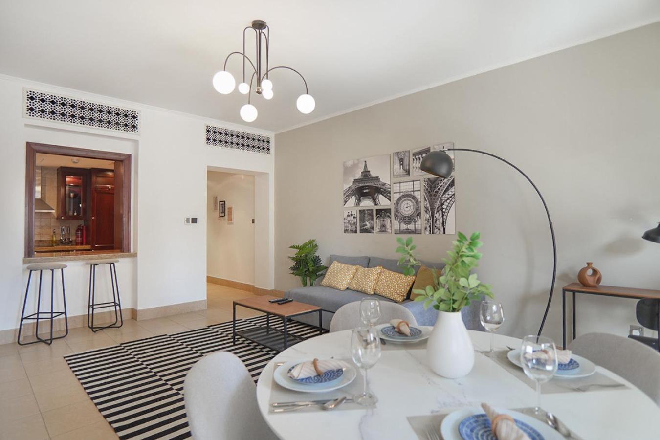 Easygo- Spacious-authentic-city Center * Dubai