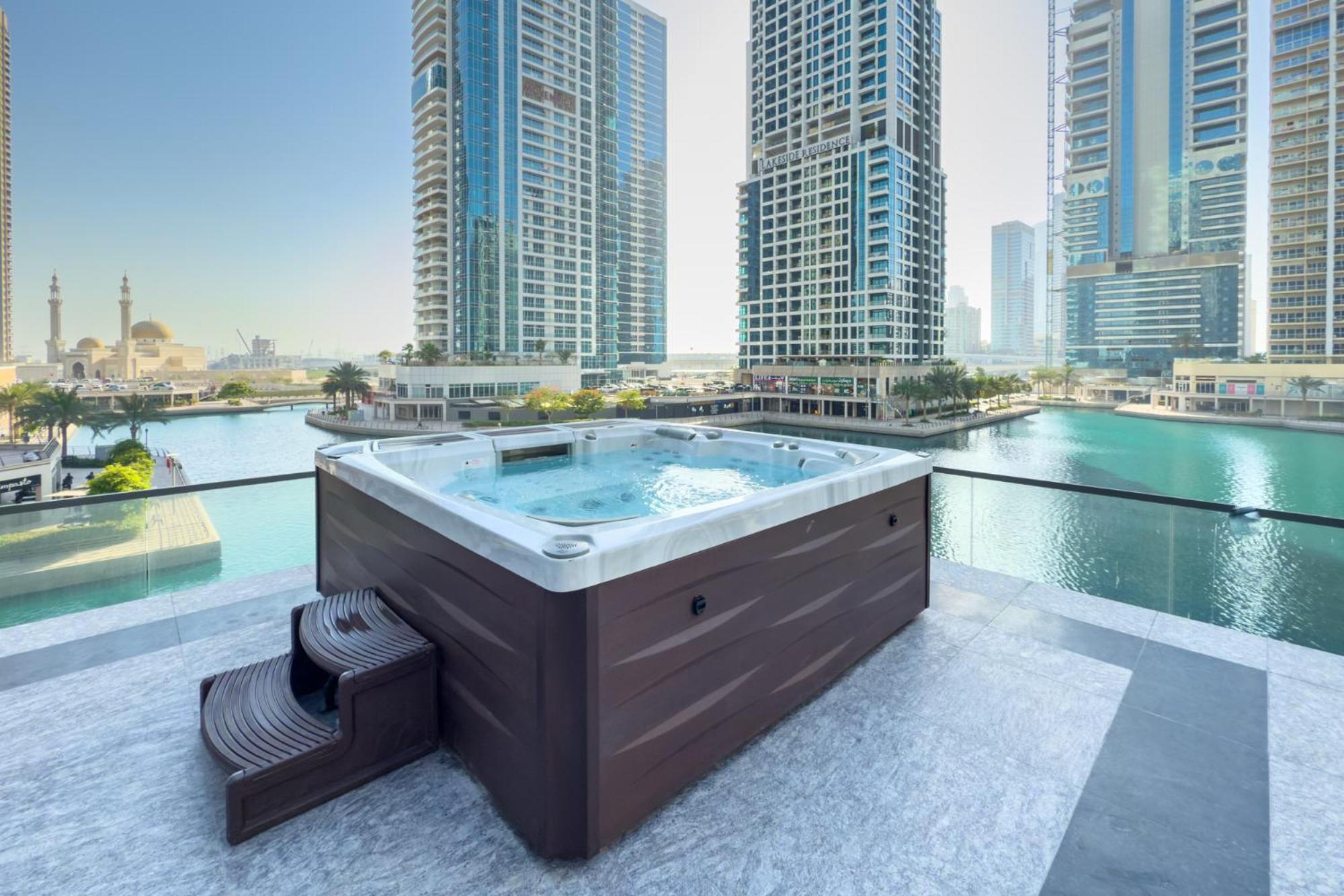 Apartment Brand New Luxury One Bedroom *