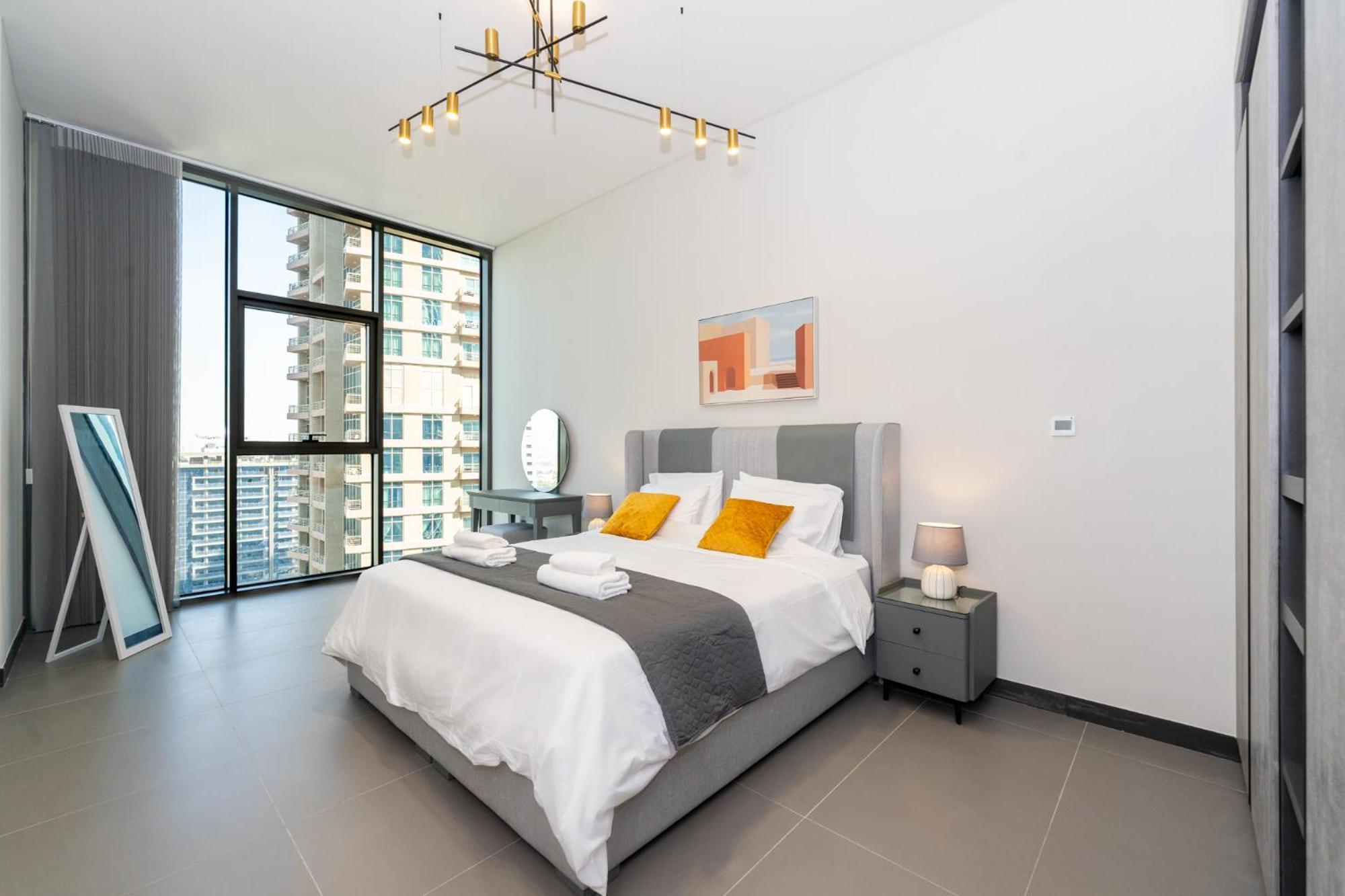 Brand New Luxury One Bedroom Apartment *