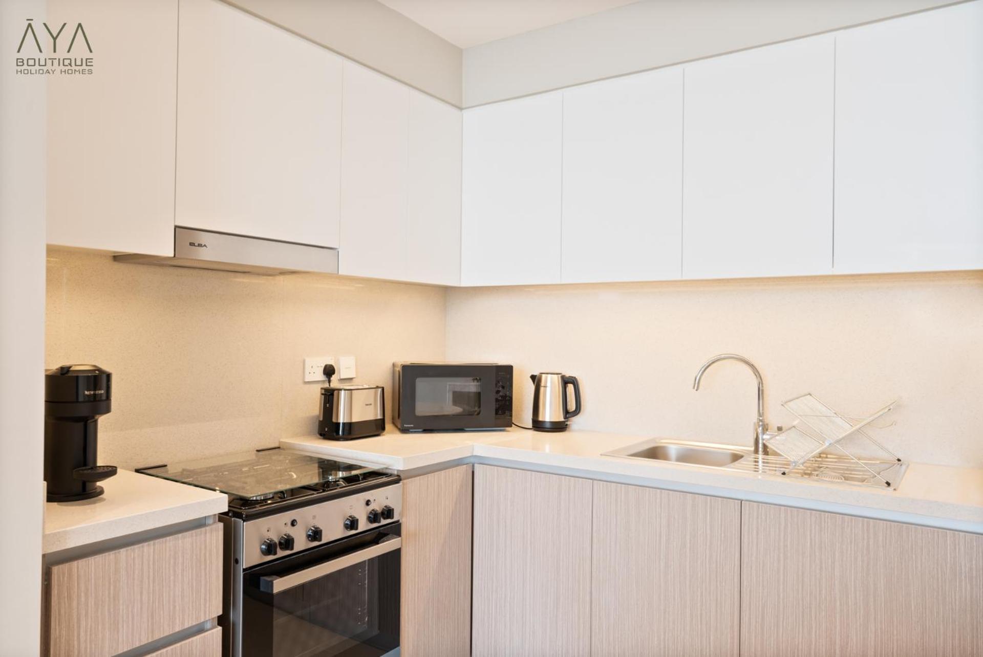 Elegant Luxury With Stunning Views In Creek Harbour By Aya Boutique Apartment