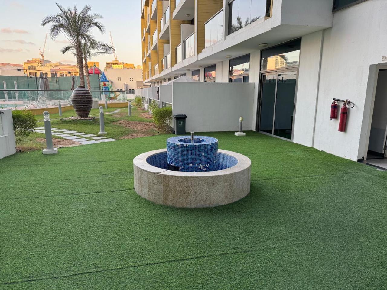 Chic & Comfortable In Crystal Jvc Apartment Dubai