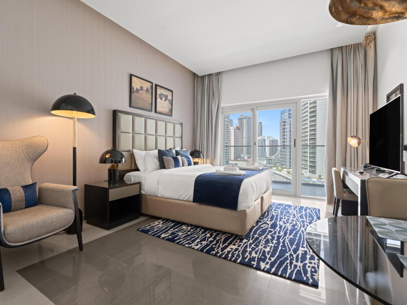 Sunlit Haven - Luxury Living In Majestine Apartment *