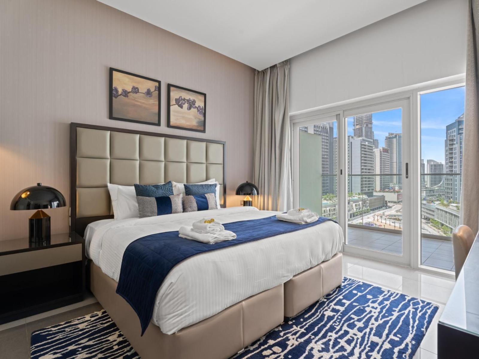 Sunlit Haven - Luxury Living In Majestine Apartment *