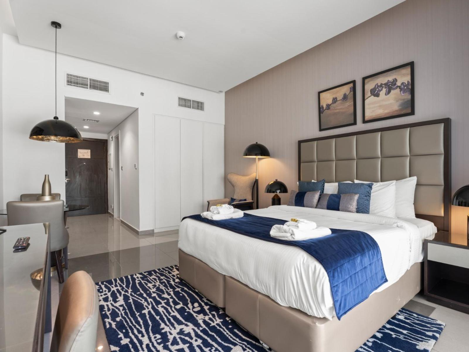 Sunlit Haven - Luxury Living In Majestine * Dubai