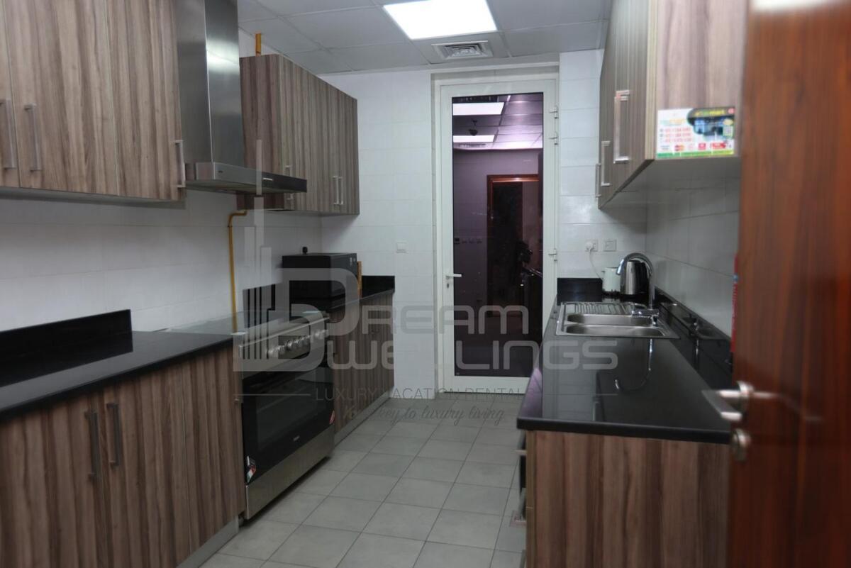 Downtown Dunya Tower Apartment *