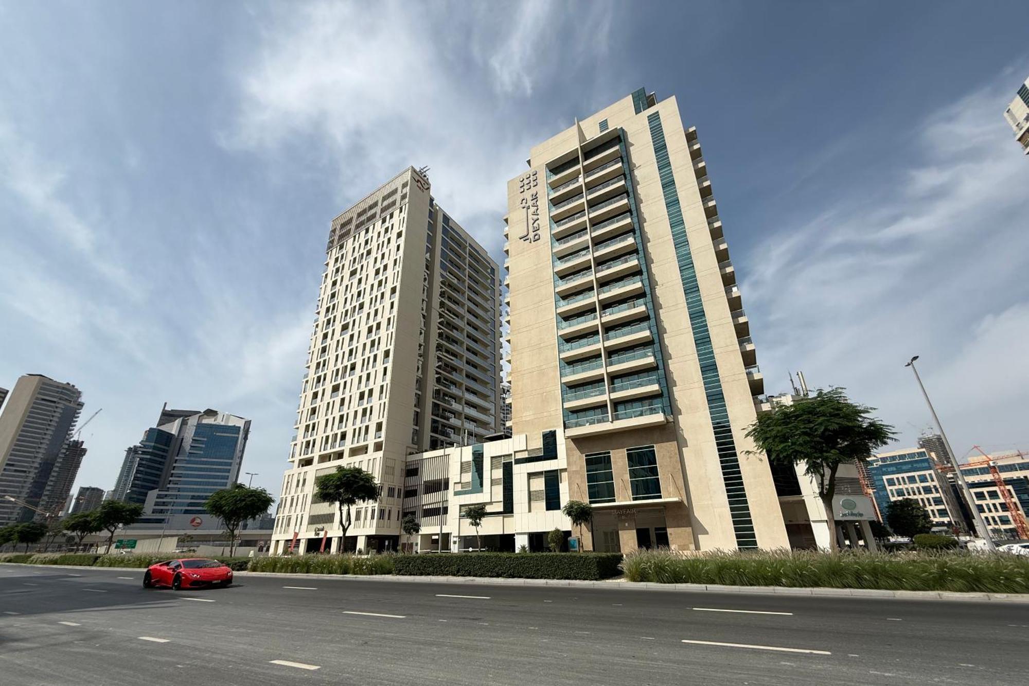 Canal View, Partial Burj Khalifa View, Brand New * Dubai