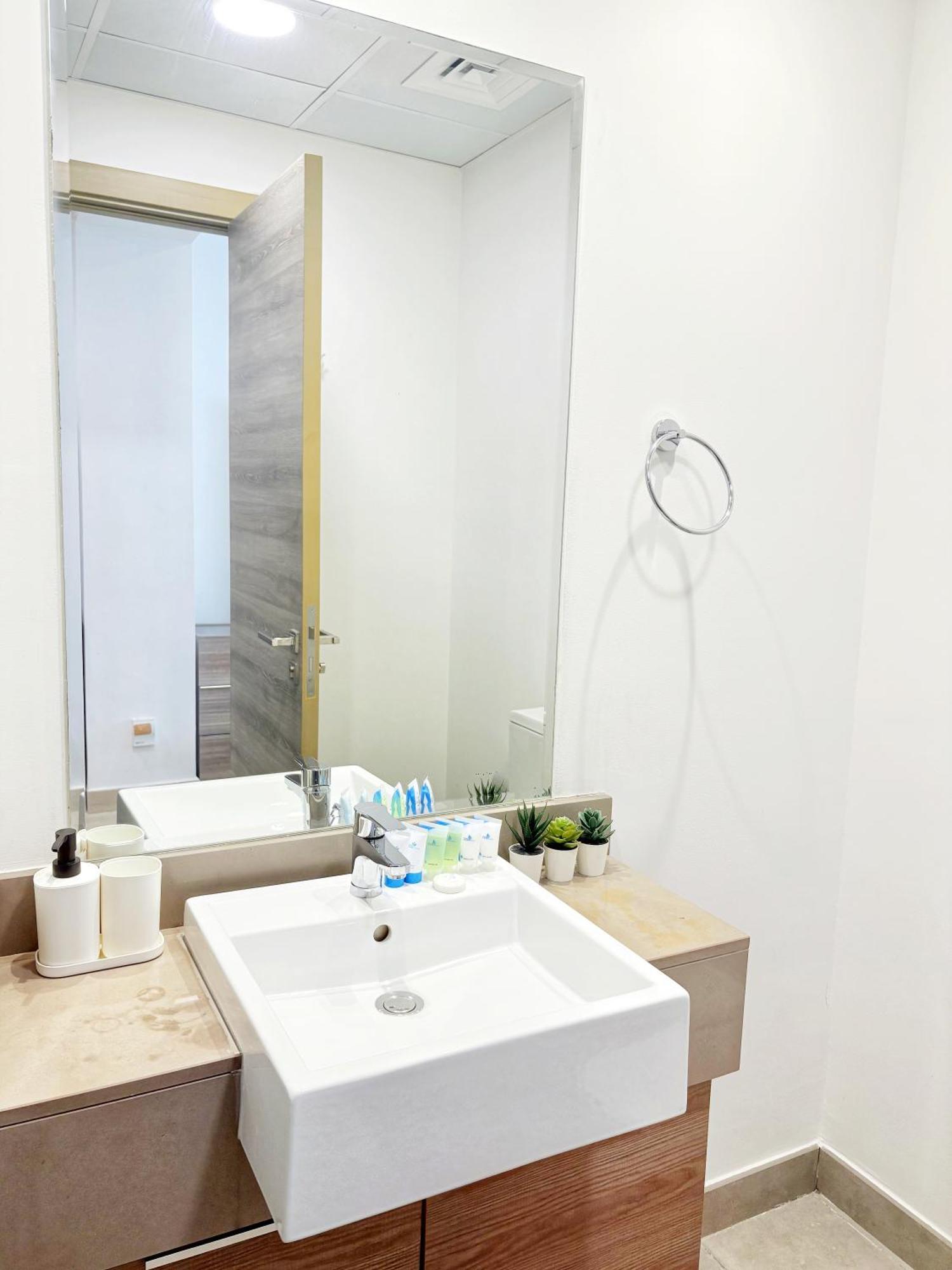 Fully Furnished Cozy Jvc Dubai, Nearby Circle Mall, Jvc Dubai