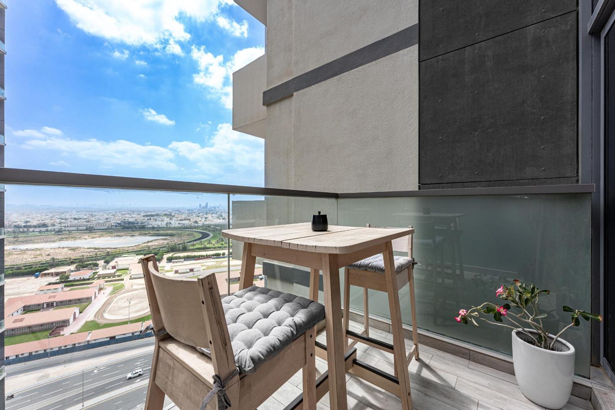 1706 Atria * Dubai