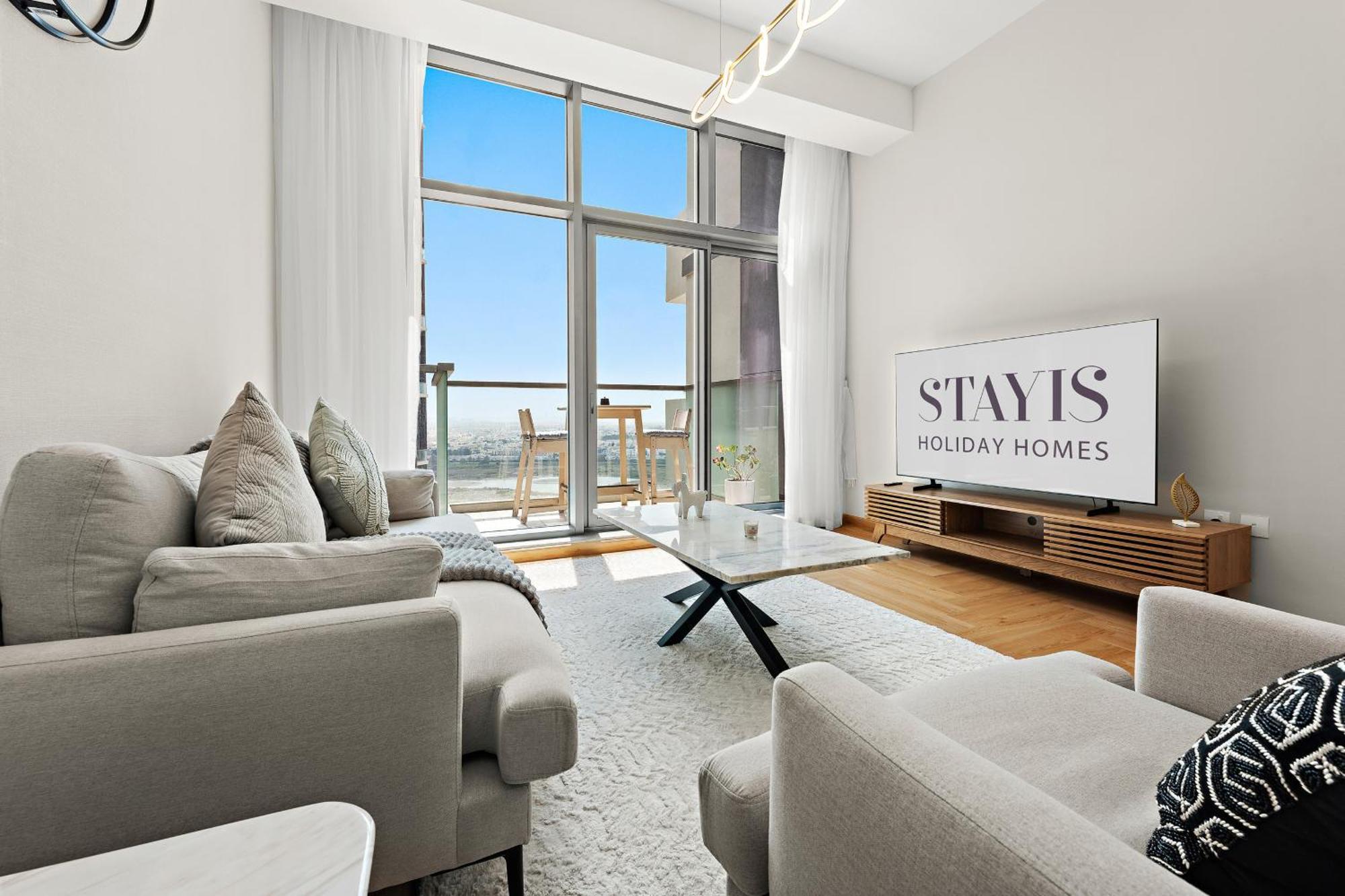 1706 Atria Apartment